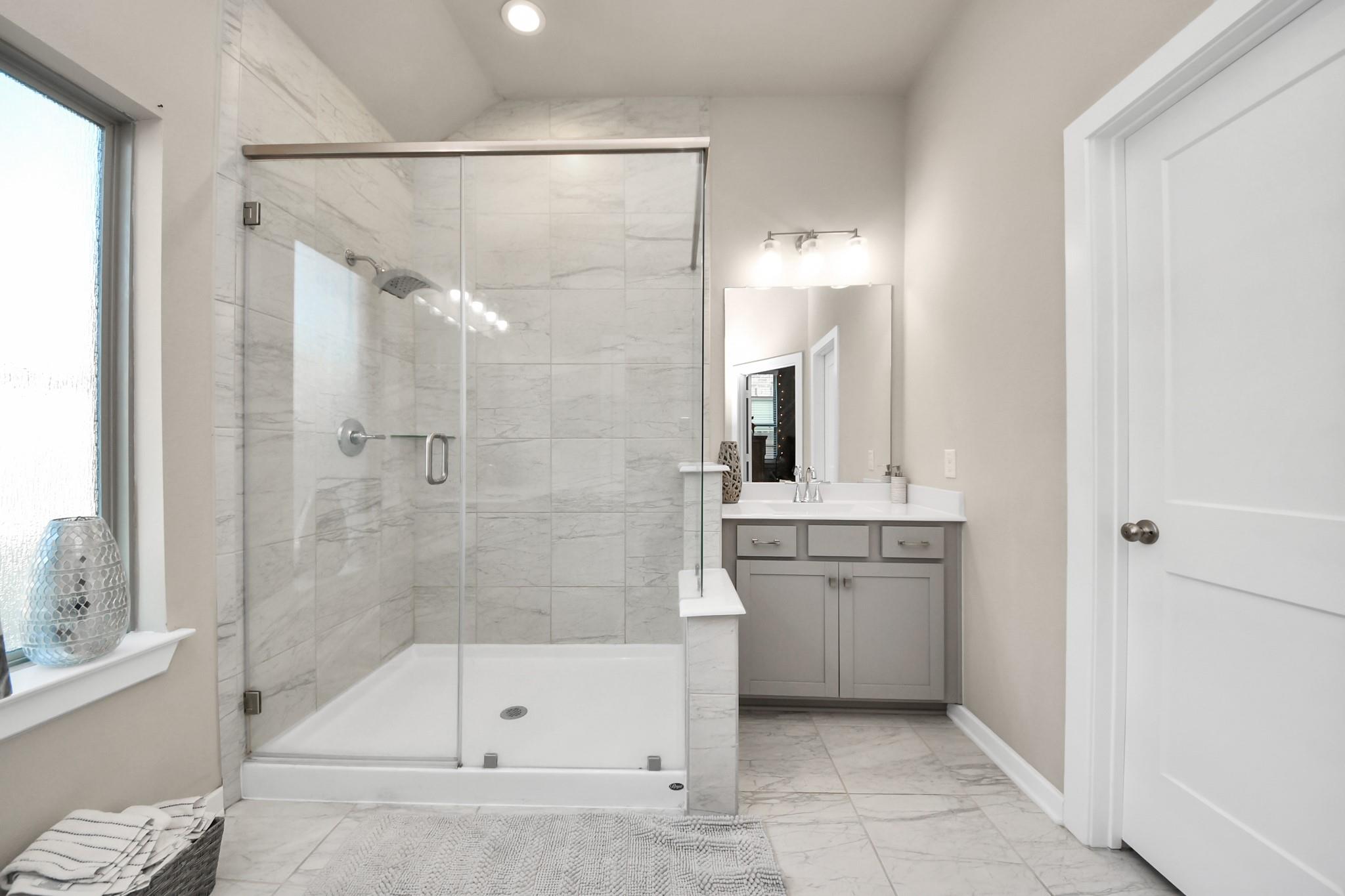 7027 Winterberry Glen Lane