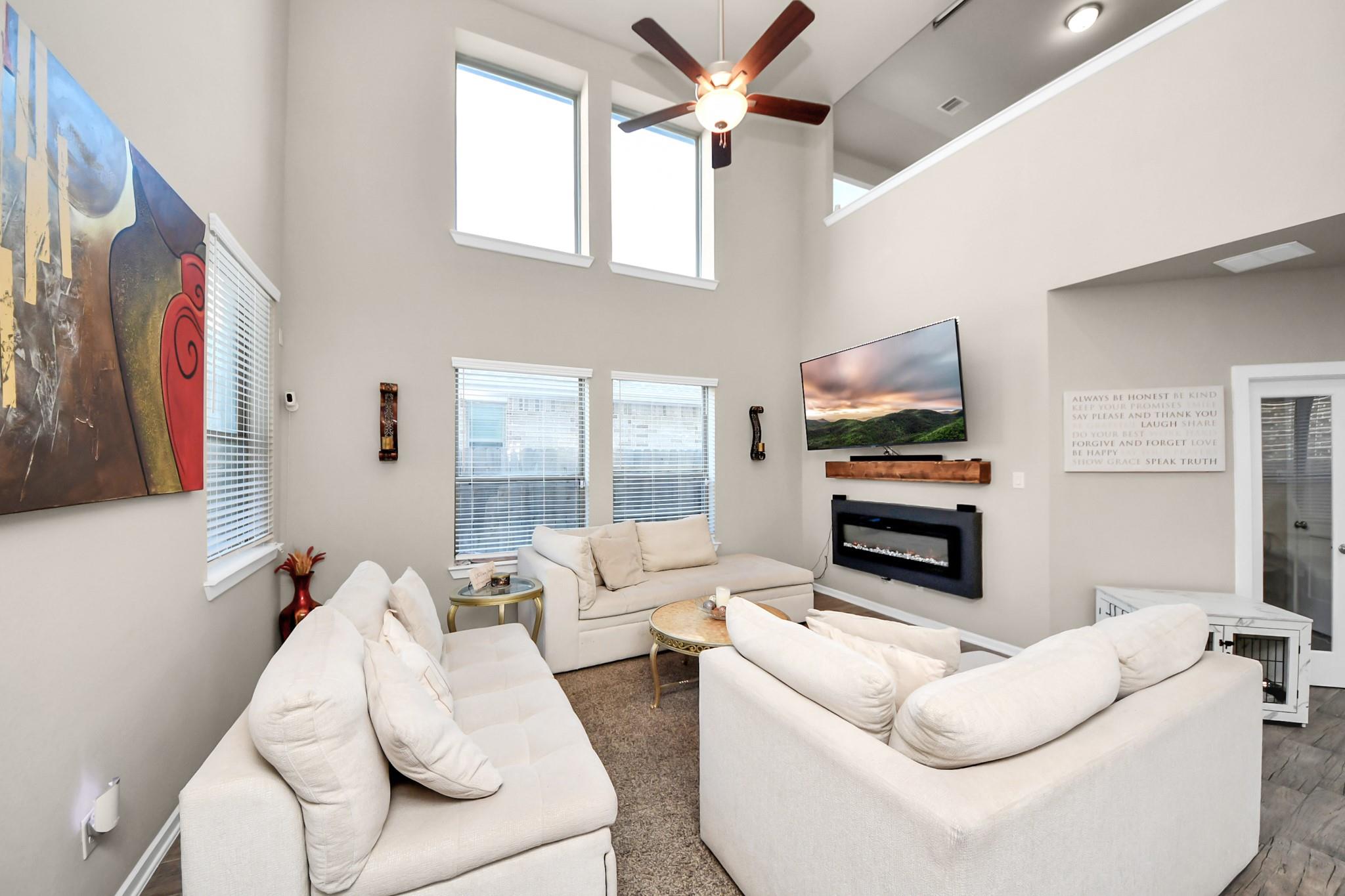 7027 Winterberry Glen Lane