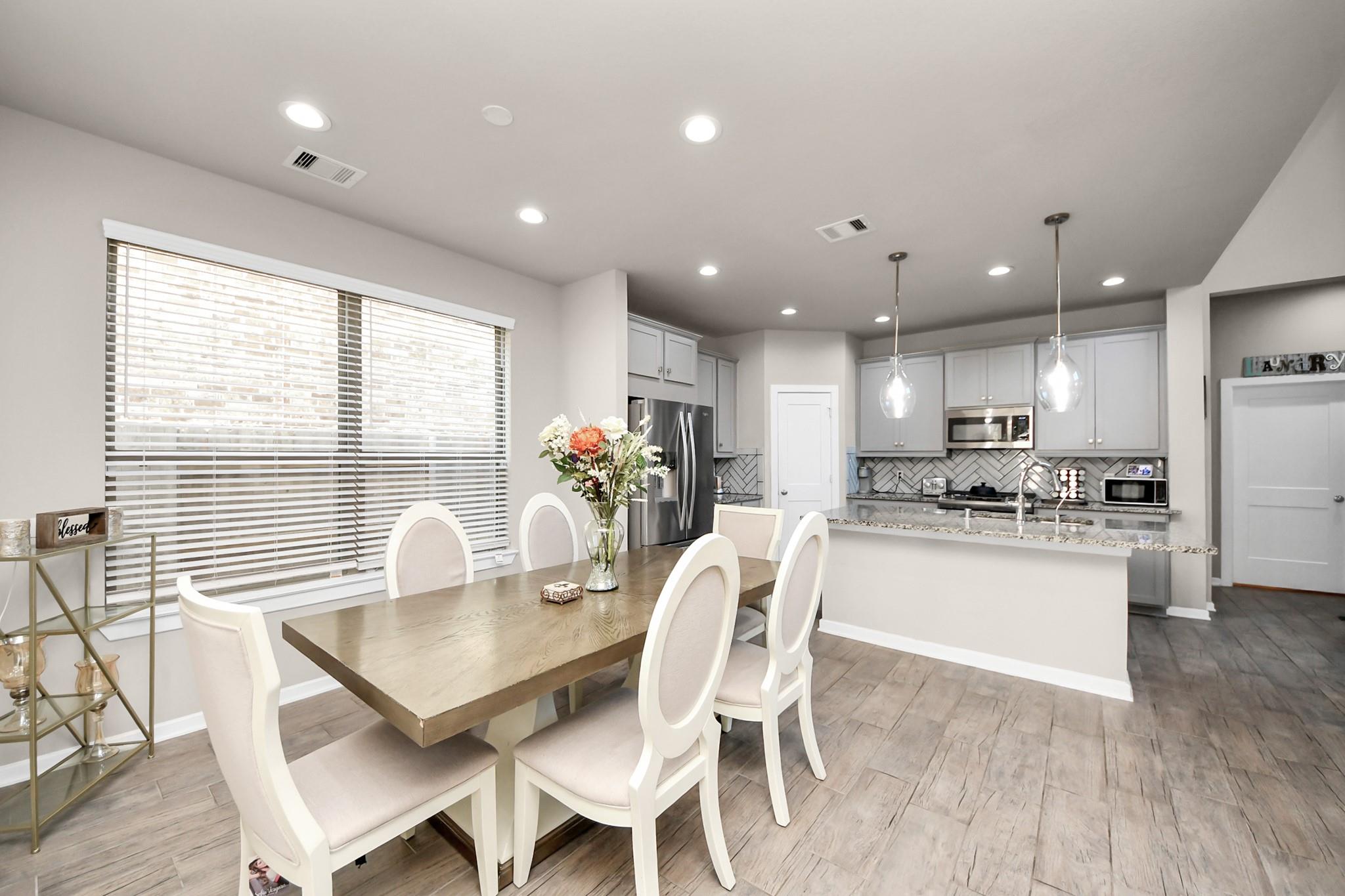 7027 Winterberry Glen Lane