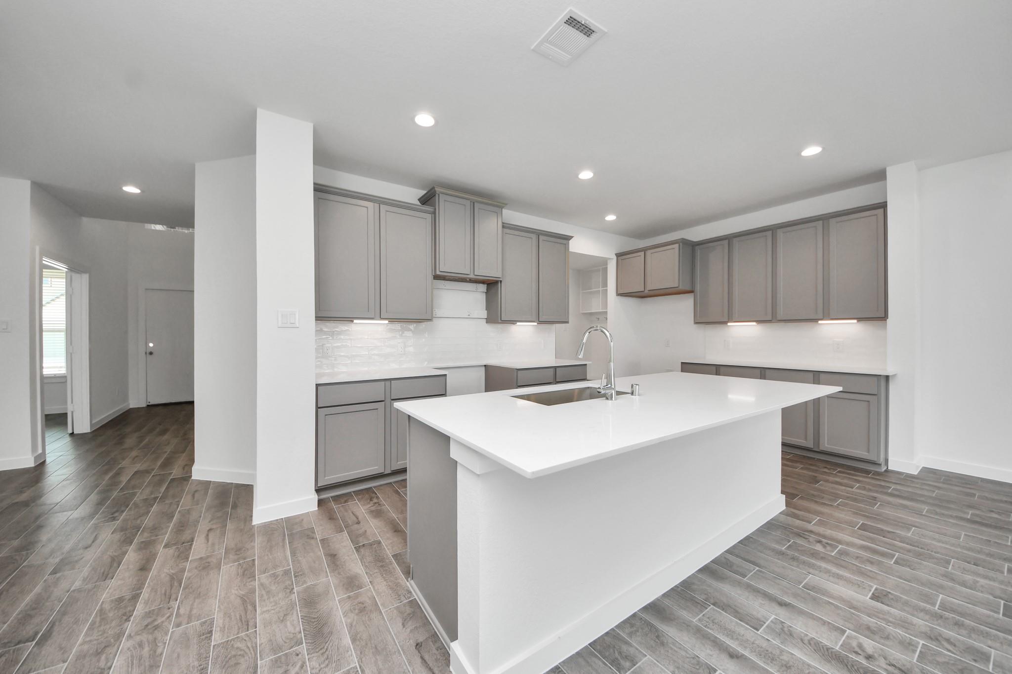 11810 Royal Willow Lane