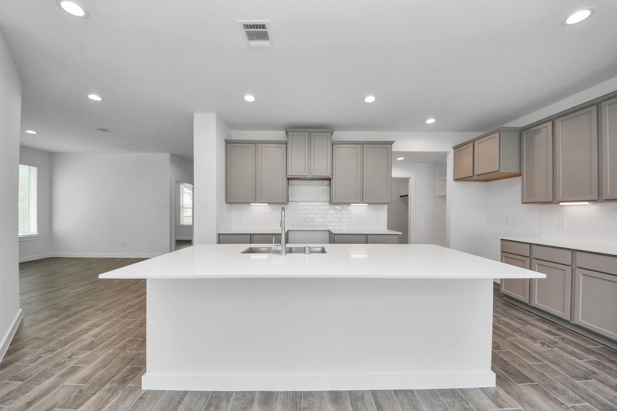 11810 Royal Willow Lane