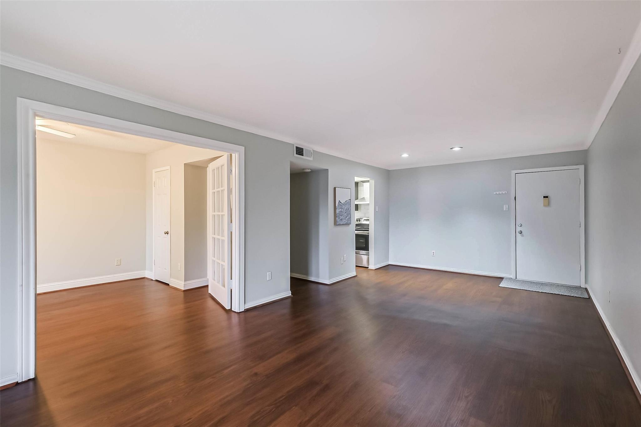 7575 Katy Freeway # 101