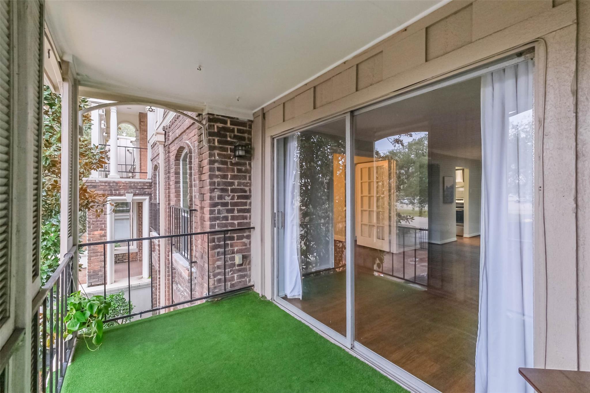 7575 Katy Freeway # 101