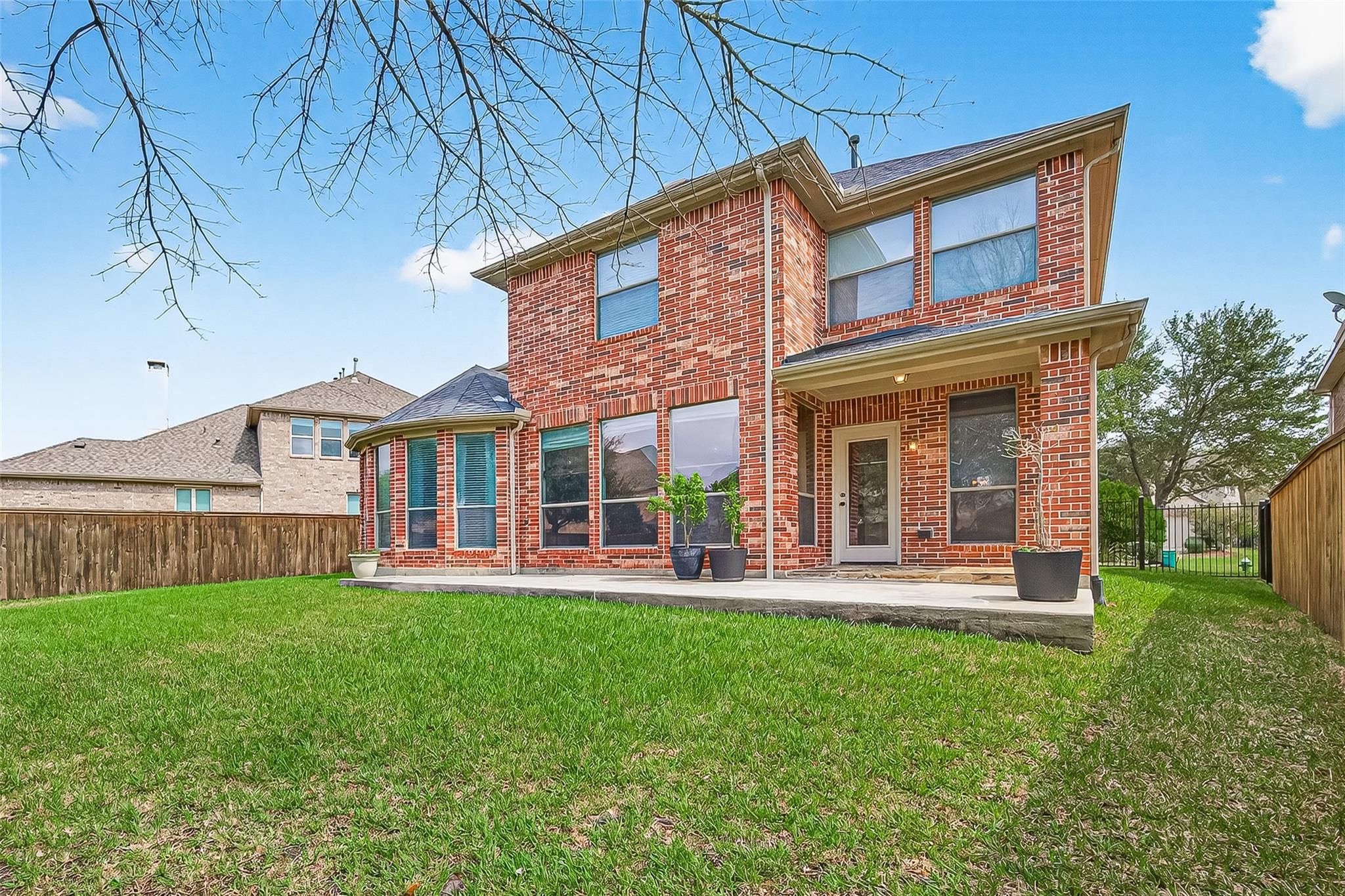 35 Woodmoor Place