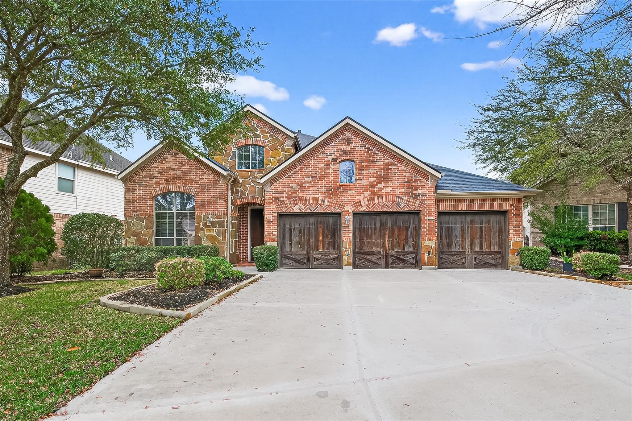 35 Woodmoor Place