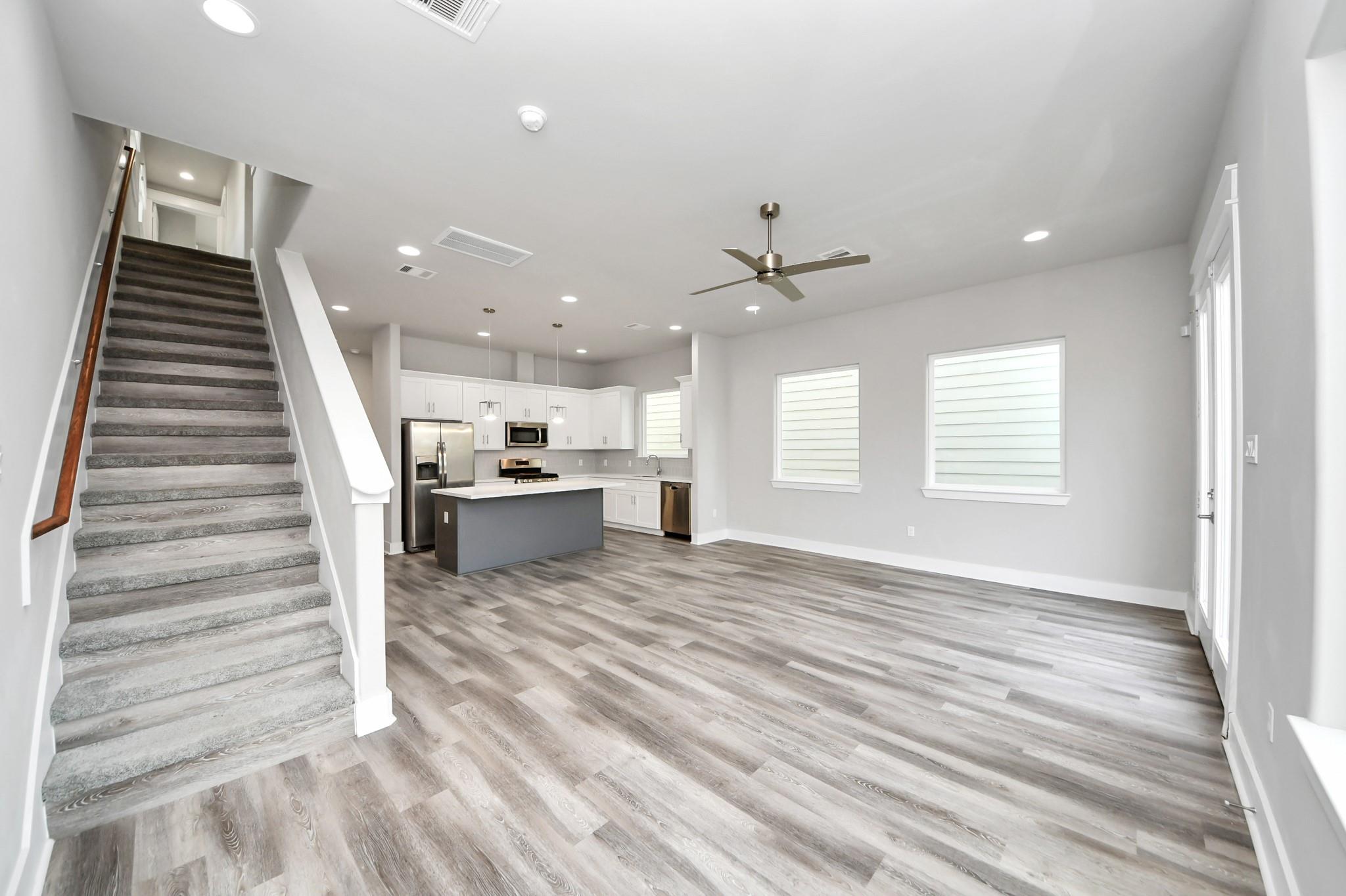 2507 Des Chaumes Street