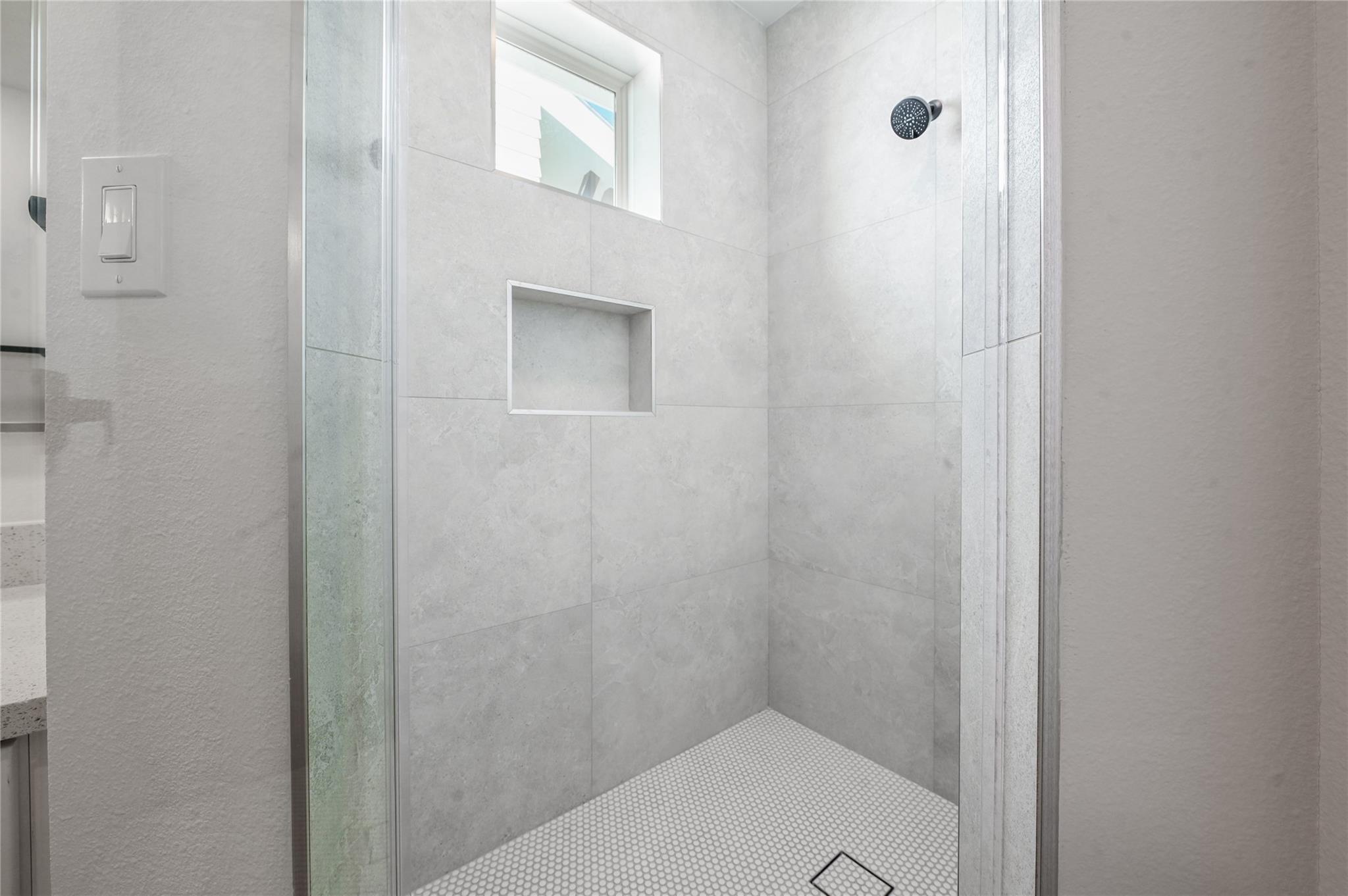 7606 Victory Reserve Street