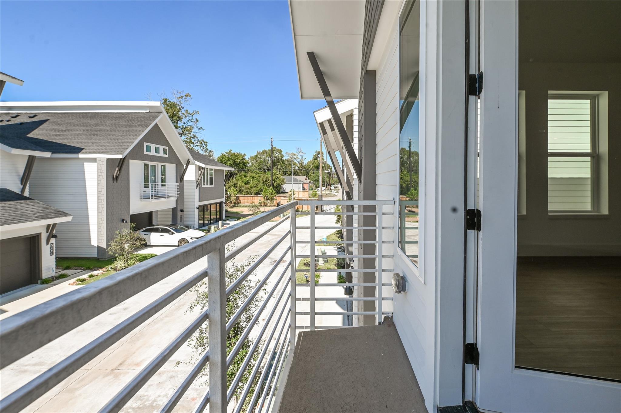 7606 Victory Reserve Street