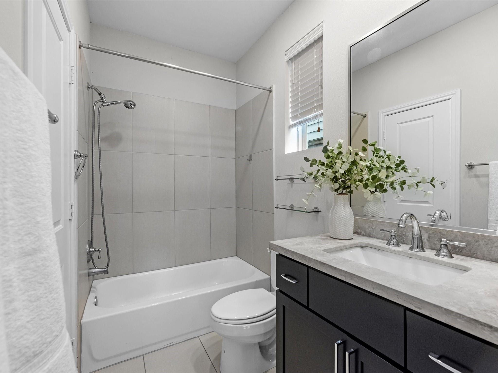 1010 W 24th Street # F