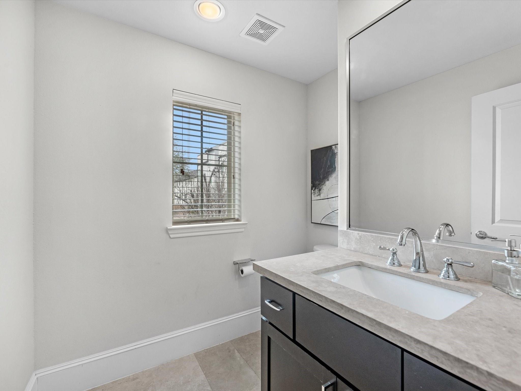 1010 W 24th Street # F