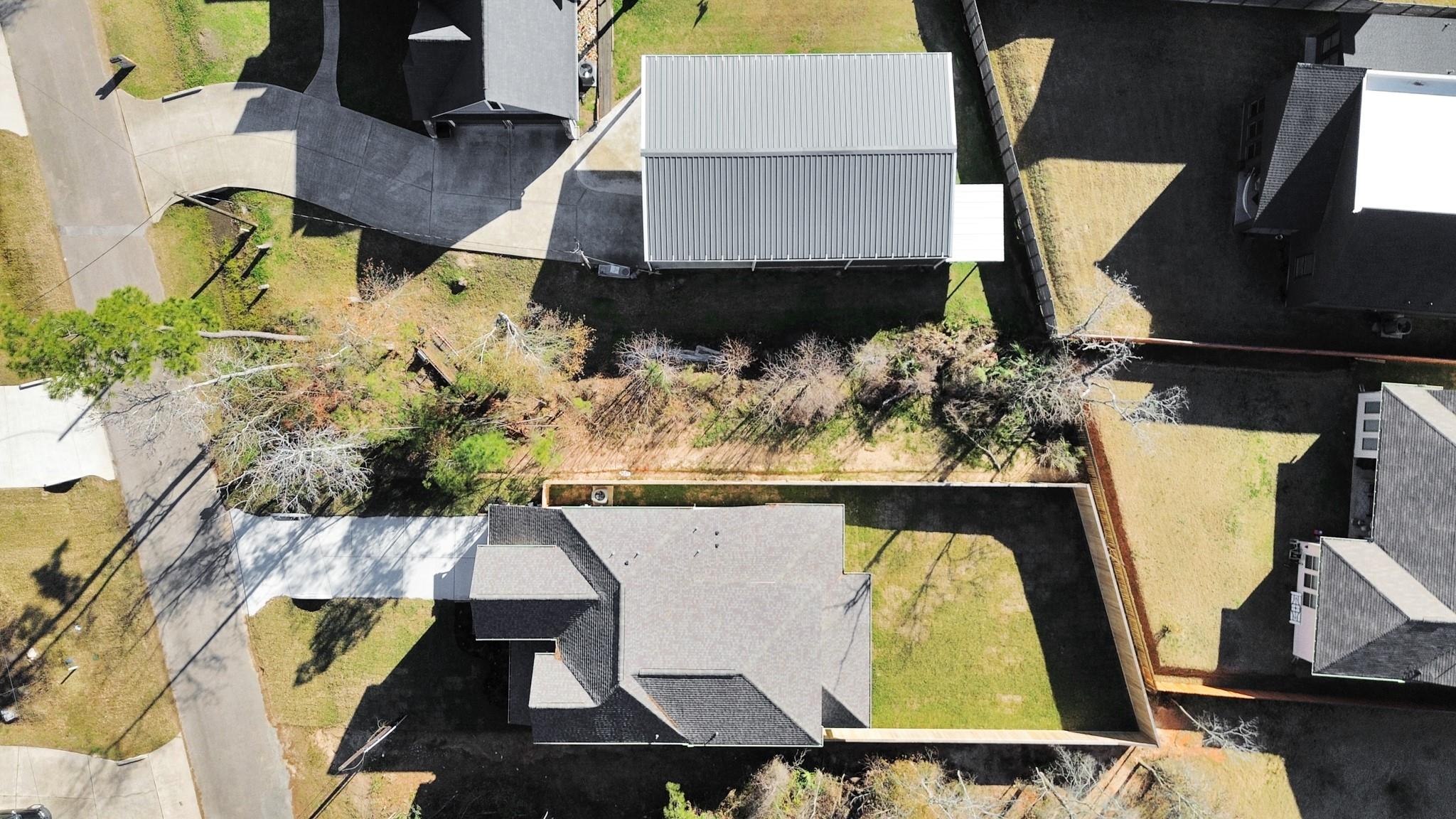 1335 Glen Oaks Drive