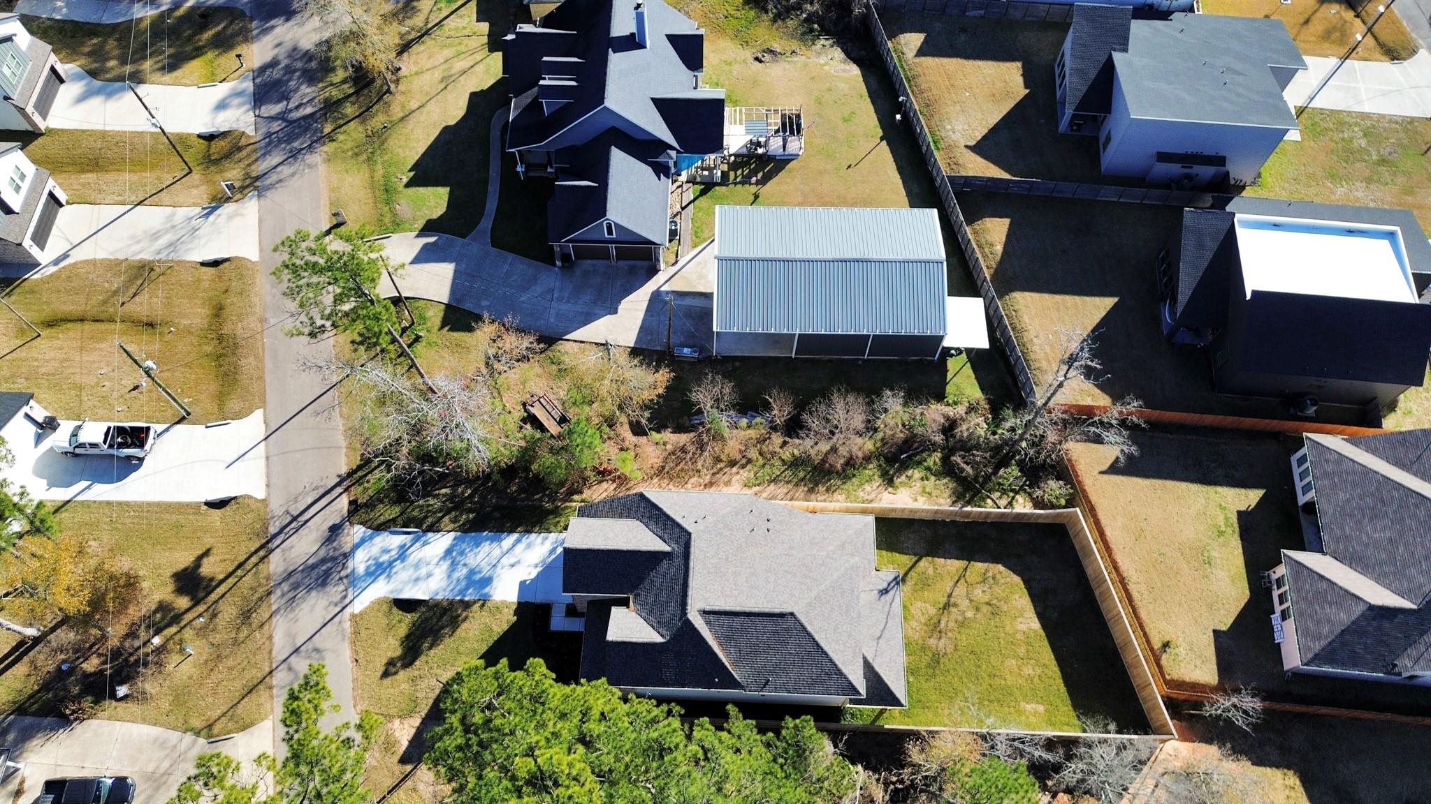 1335 Glen Oaks Drive