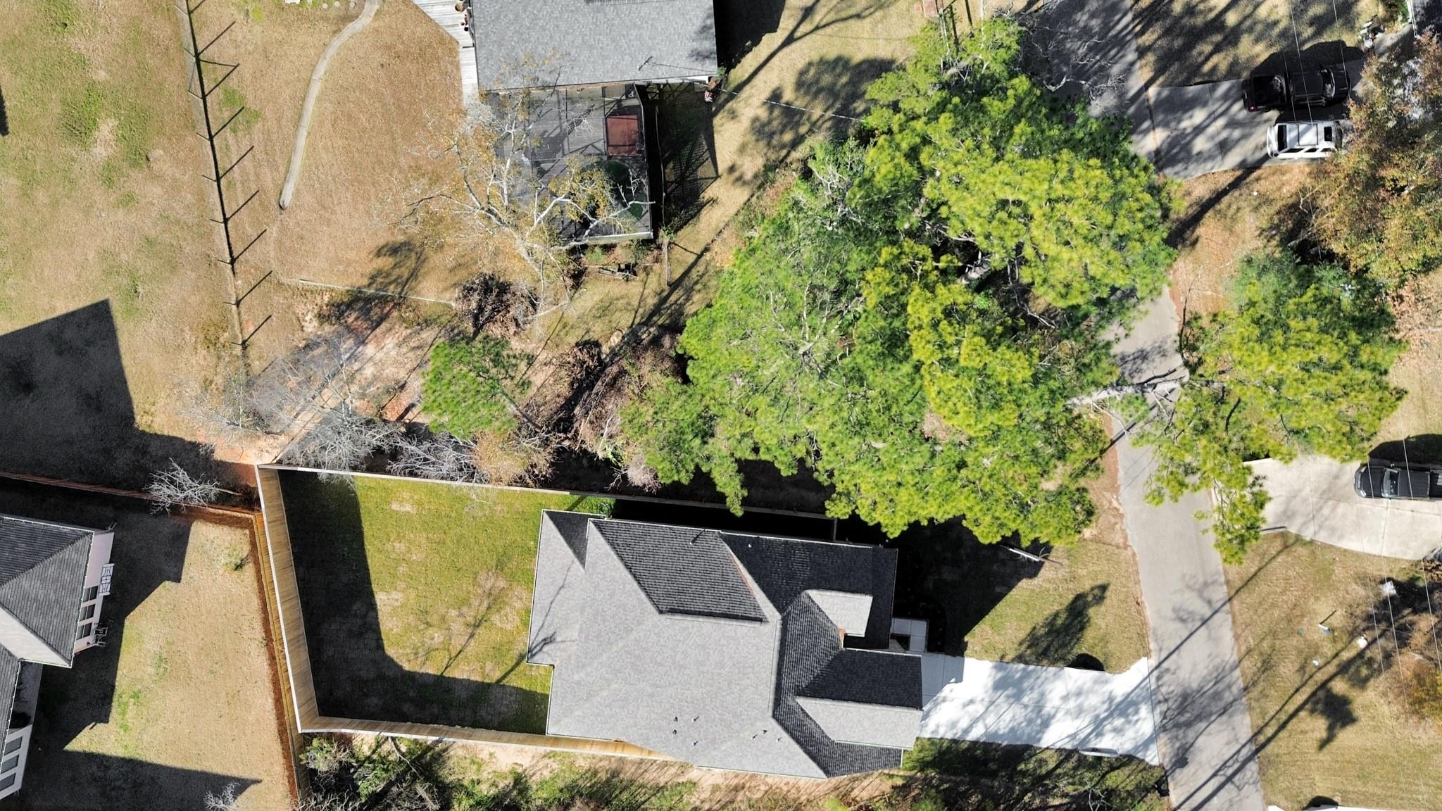 1335 Glen Oaks Drive