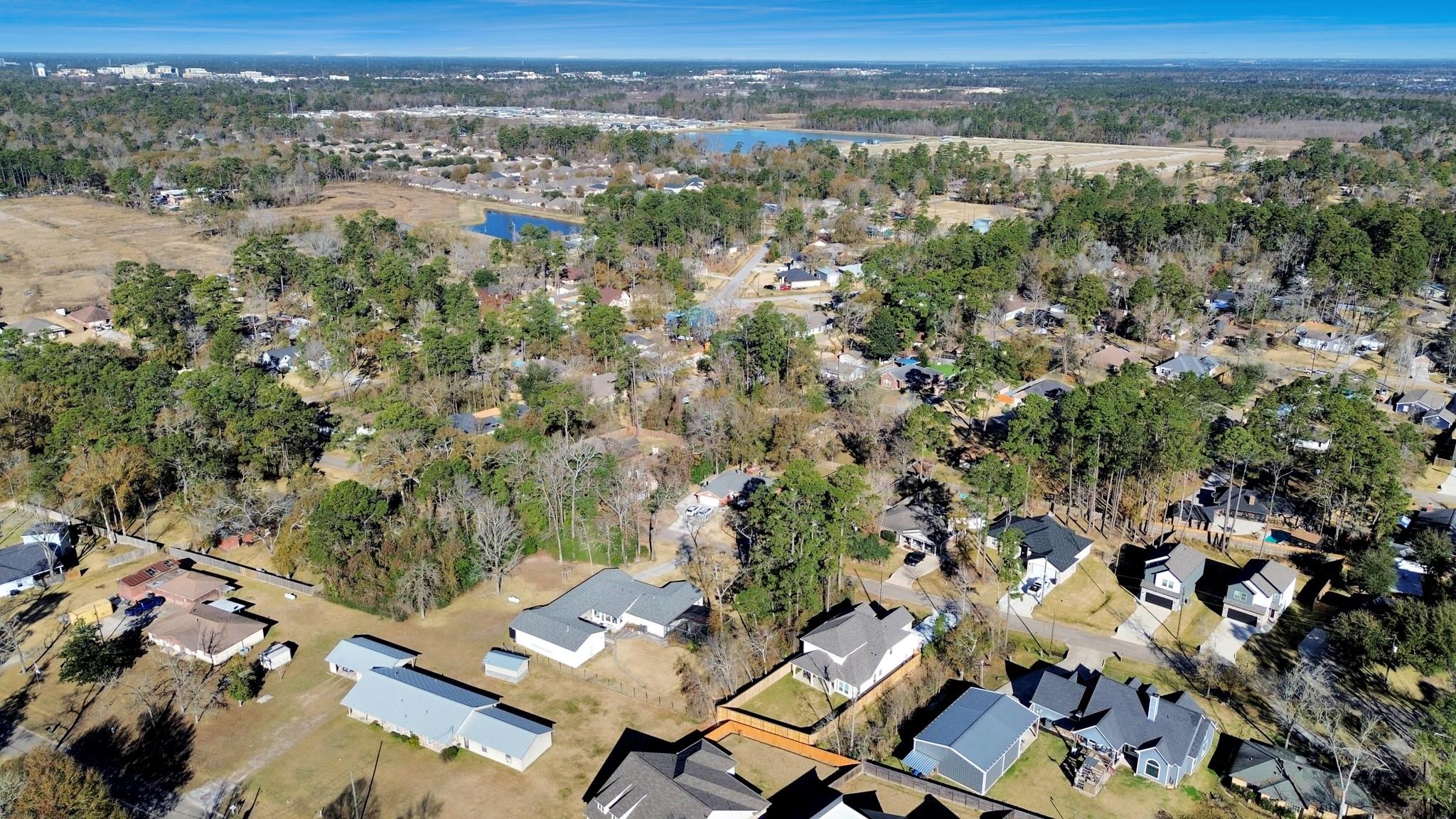 1335 Glen Oaks Drive