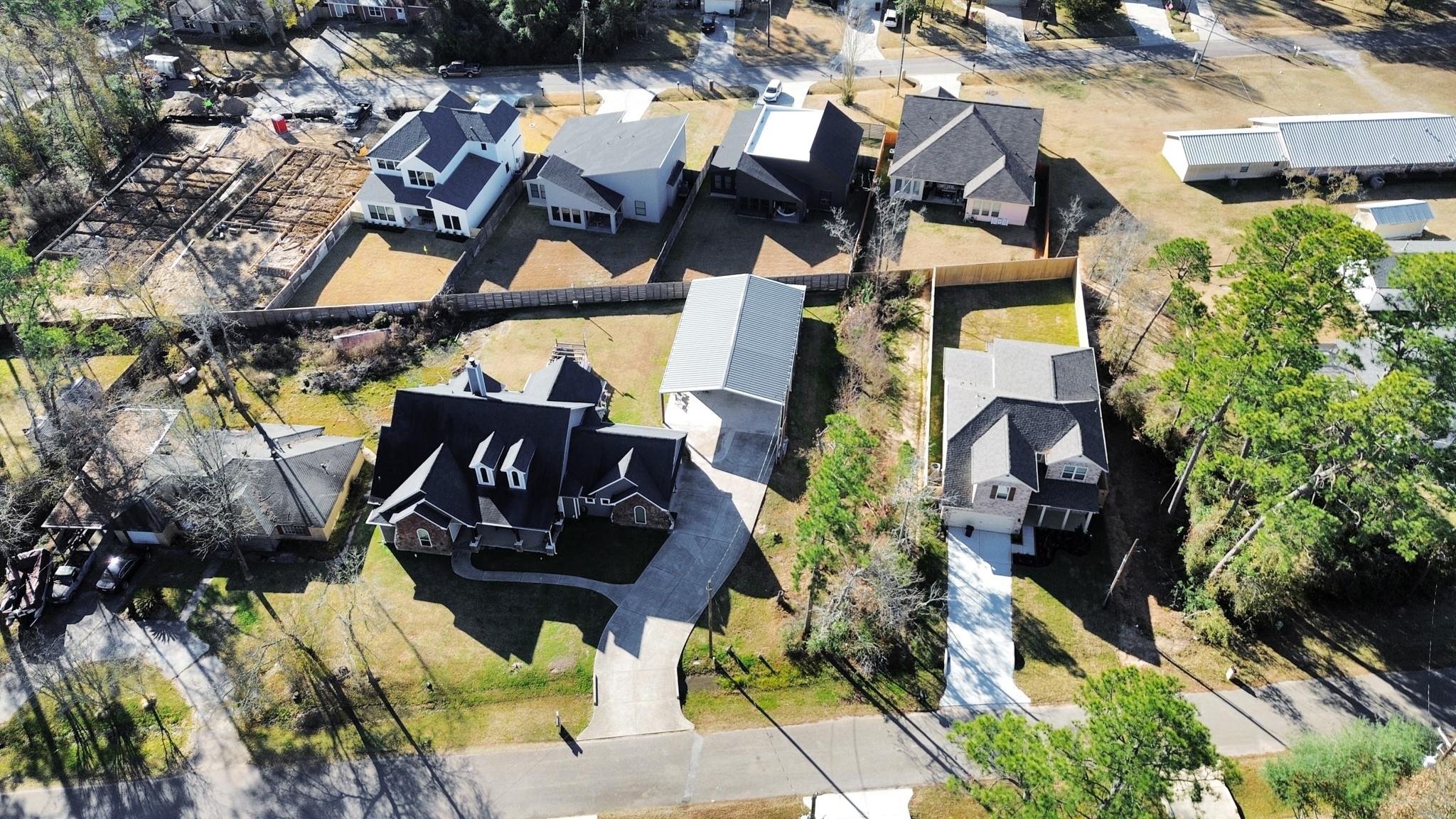 1335 Glen Oaks Drive