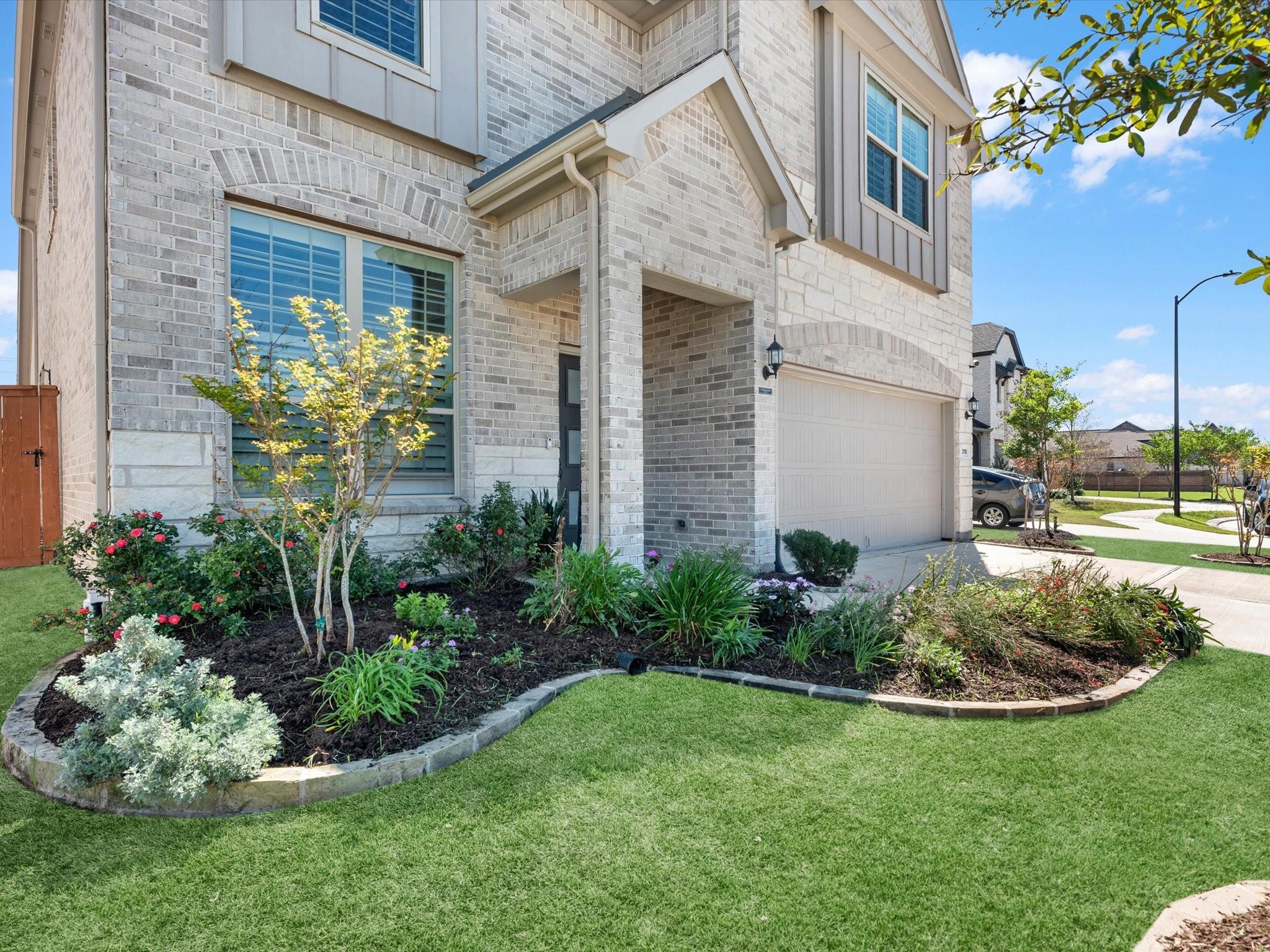 7310 Kingbird Cove Court