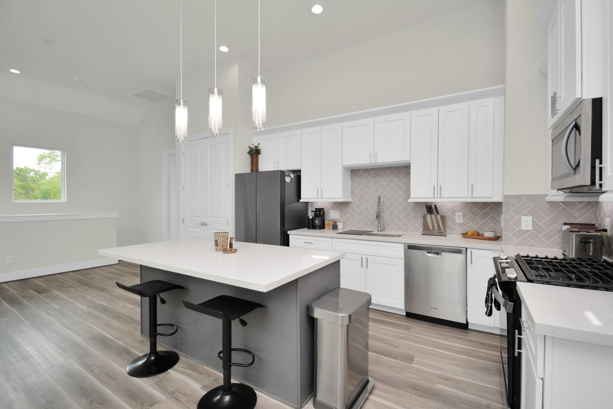 2504 W Tidwell Road Unit: E