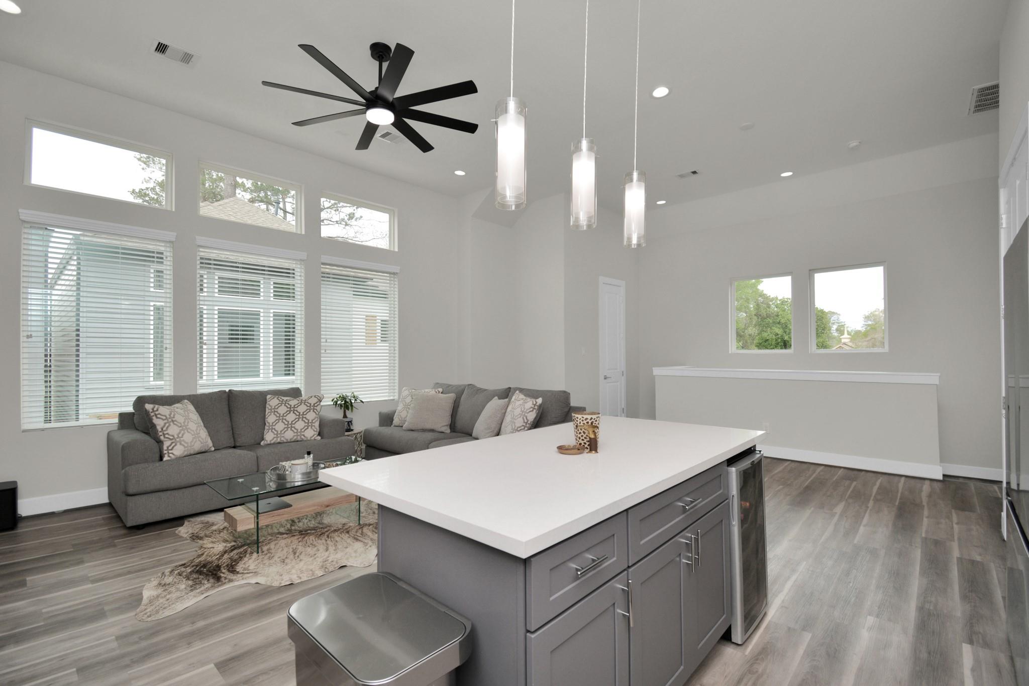 2504 W Tidwell Road Unit: E