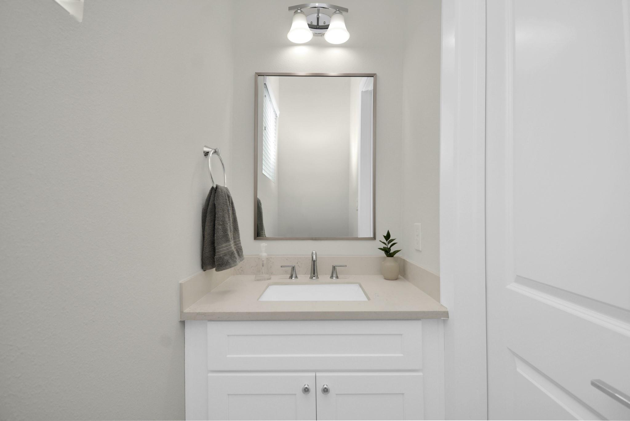 2504 W Tidwell Road Unit: E
