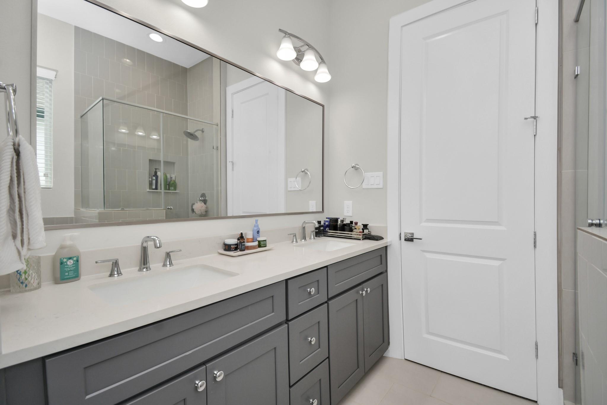 2504 W Tidwell Road Unit: E