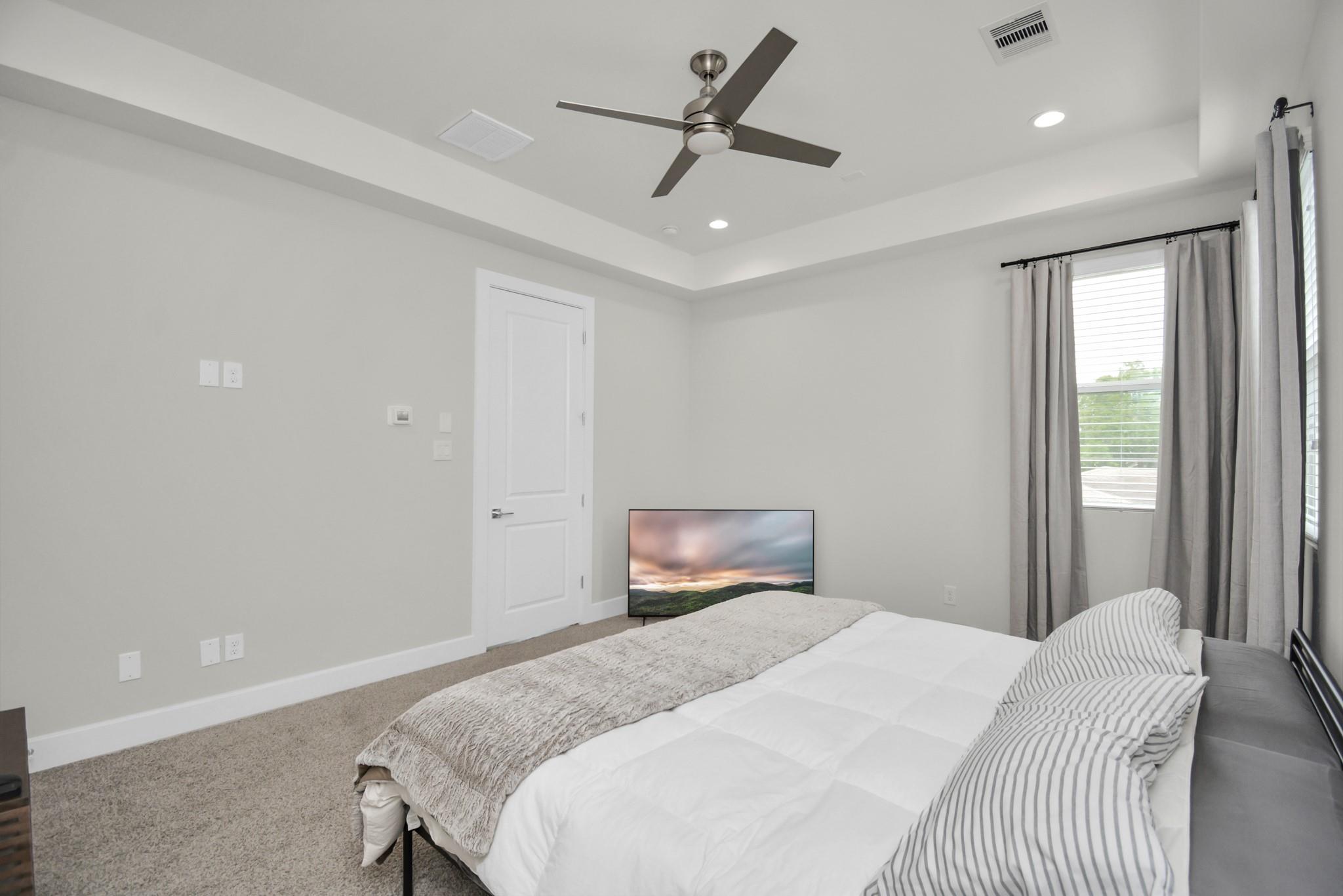 2504 W Tidwell Road Unit: E