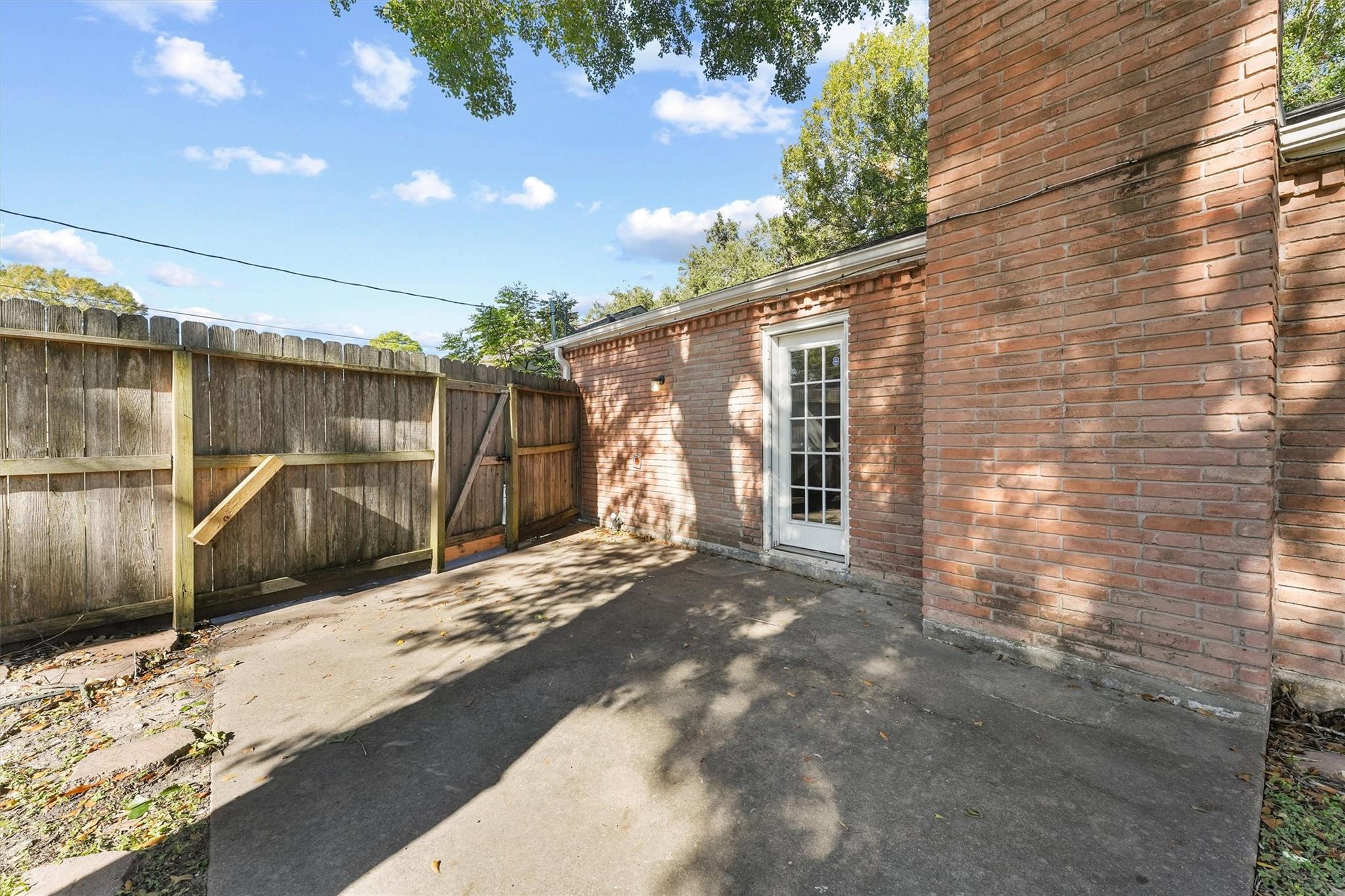 10719 Del Monte Drive