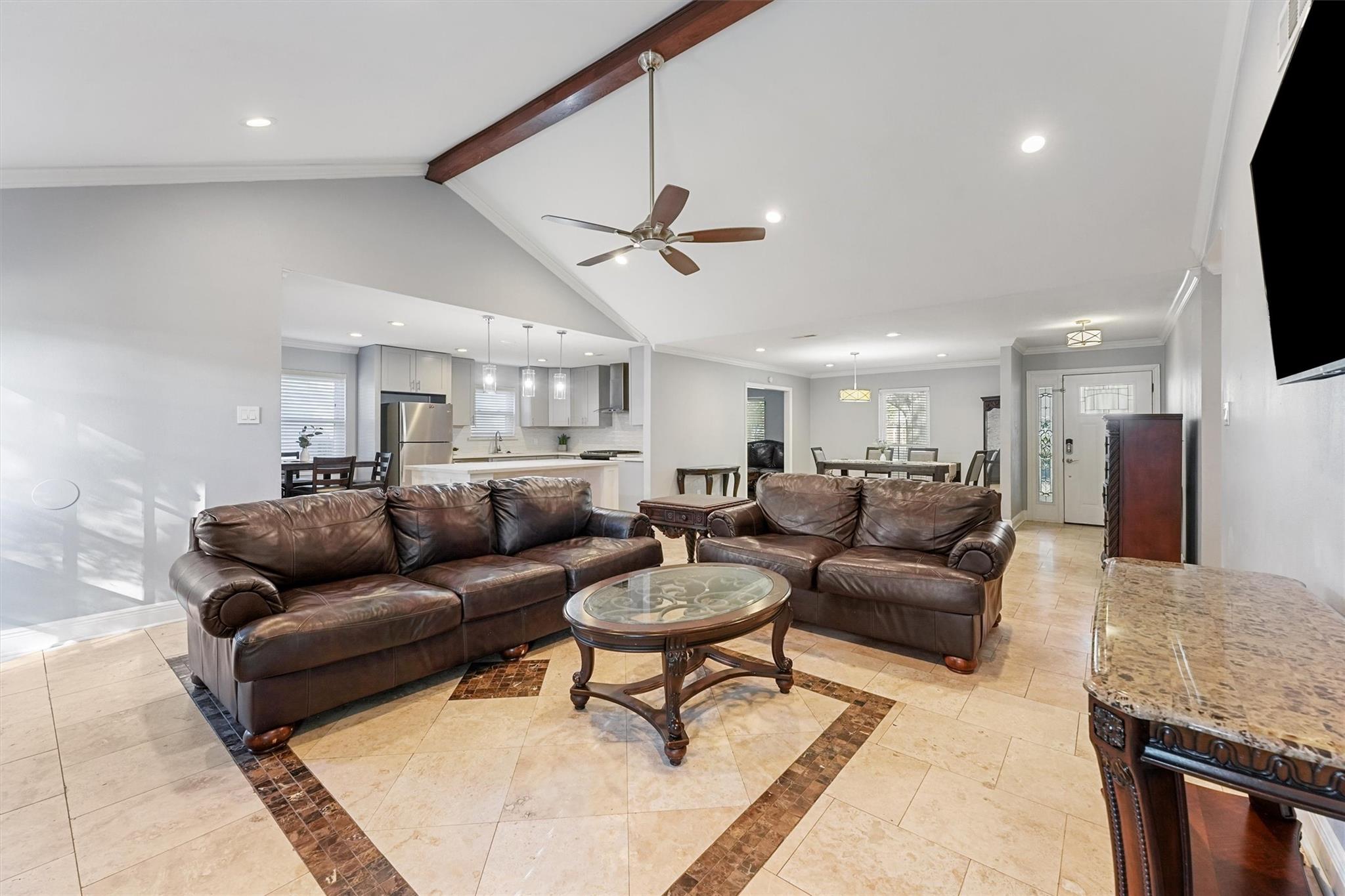 10719 Del Monte Drive