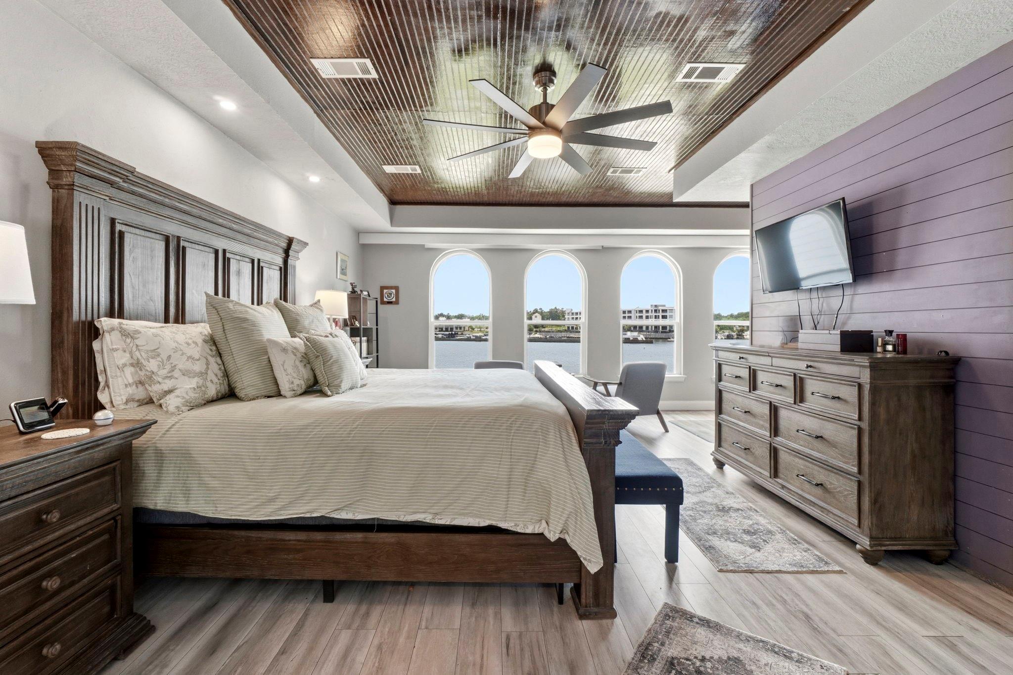 2 Key Harbor Drive