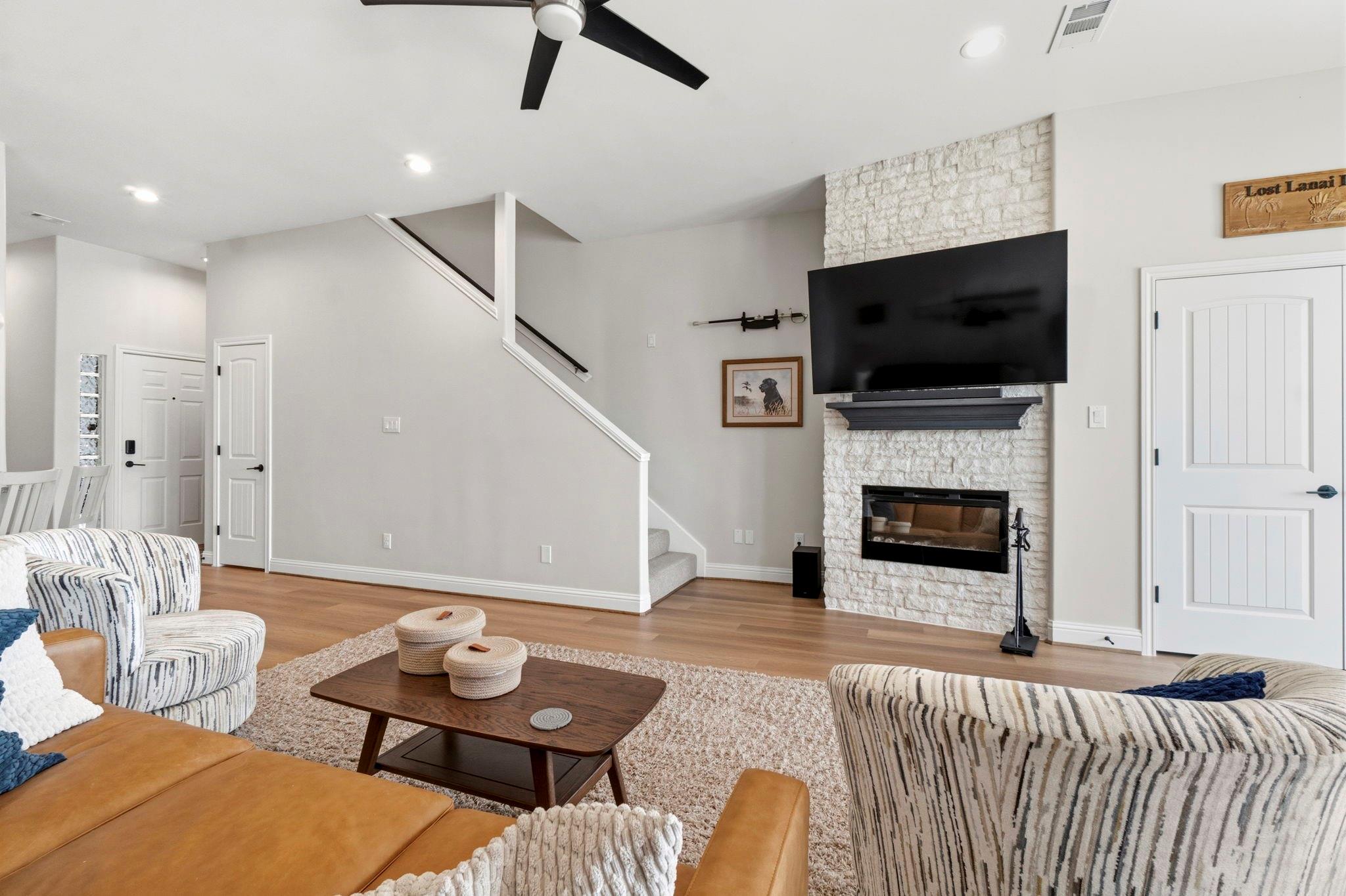 2 Key Harbor Drive