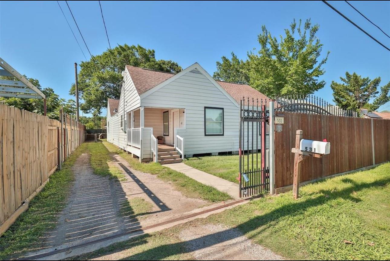 531 Dogwood Street