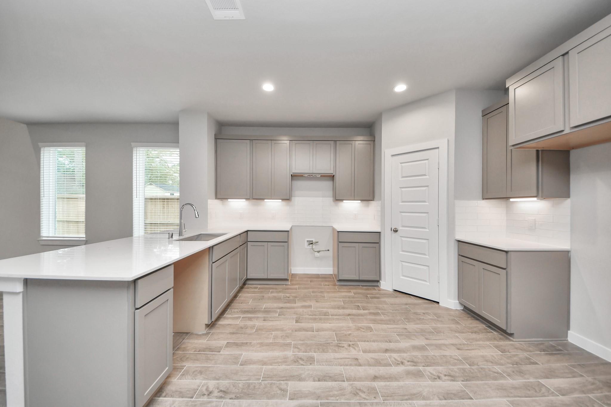 24506 Broad Park Ct