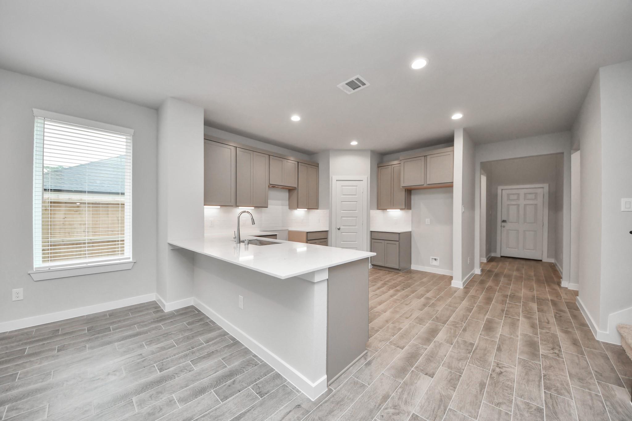 24506 Broad Park Ct