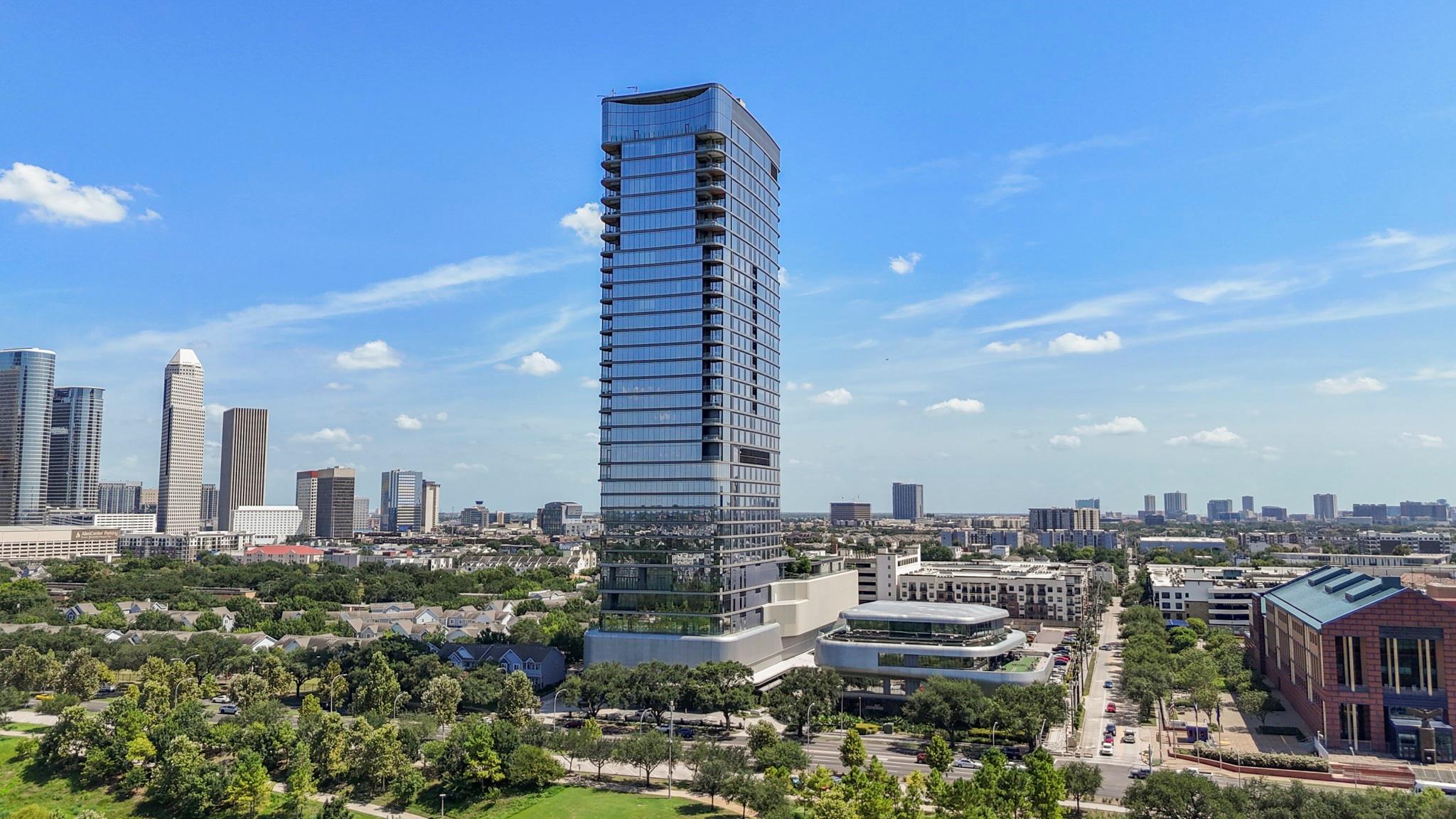 1711 Allen Parkway # 2001