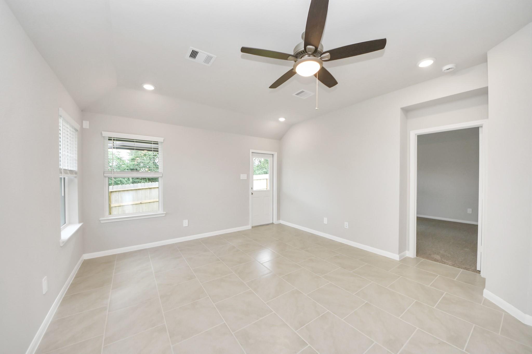 19572 Stripe Hill Bend