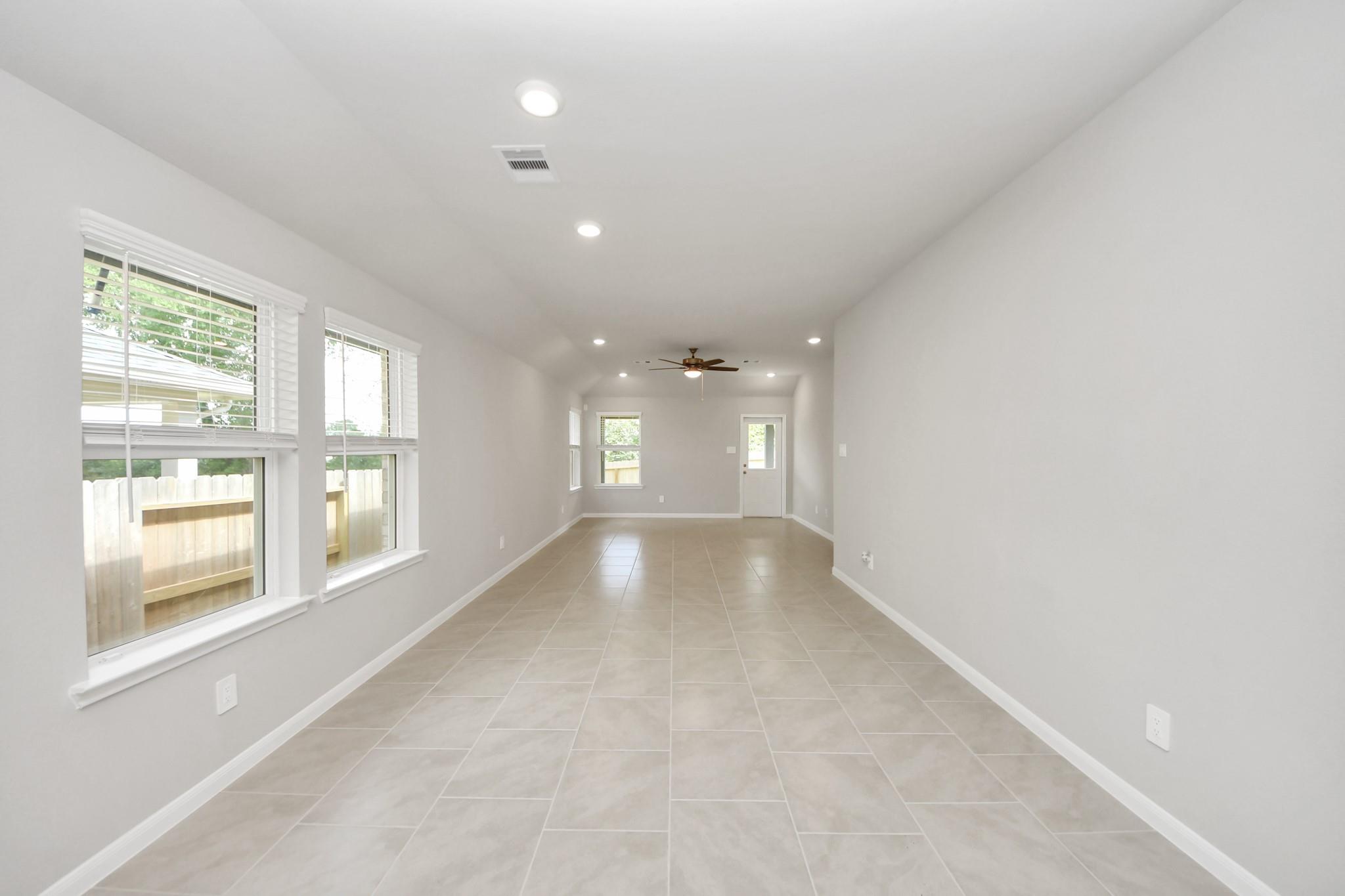 19572 Stripe Hill Bend