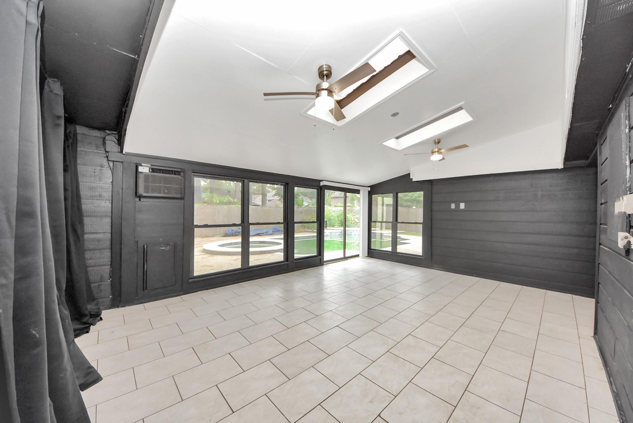 12463 Oak Park Drive
