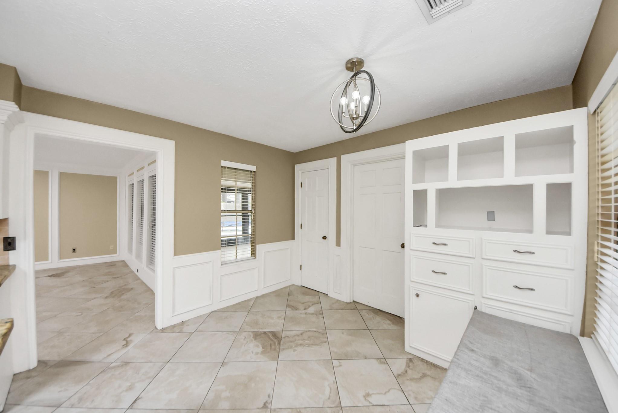 12463 Oak Park Drive