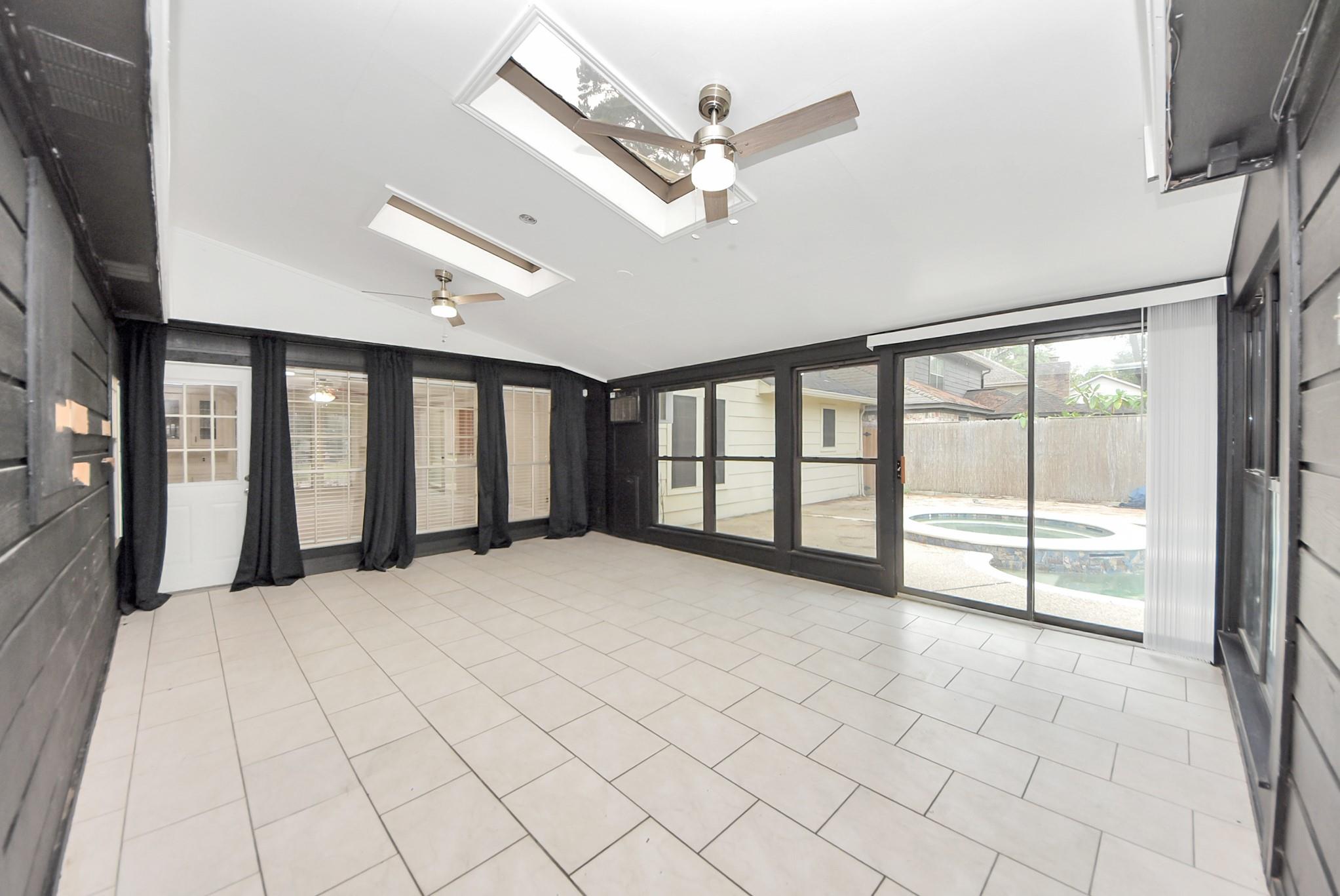 12463 Oak Park Drive