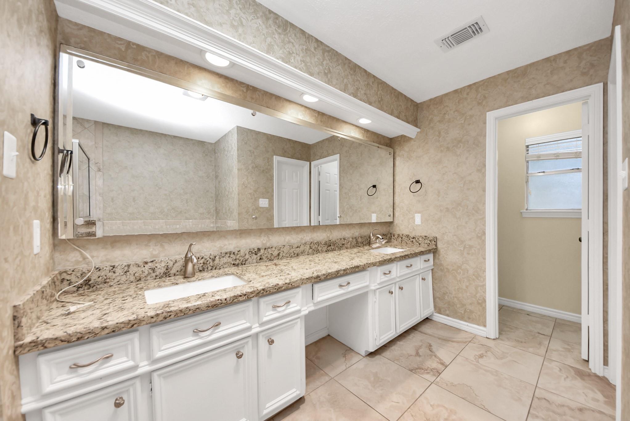 12463 Oak Park Drive