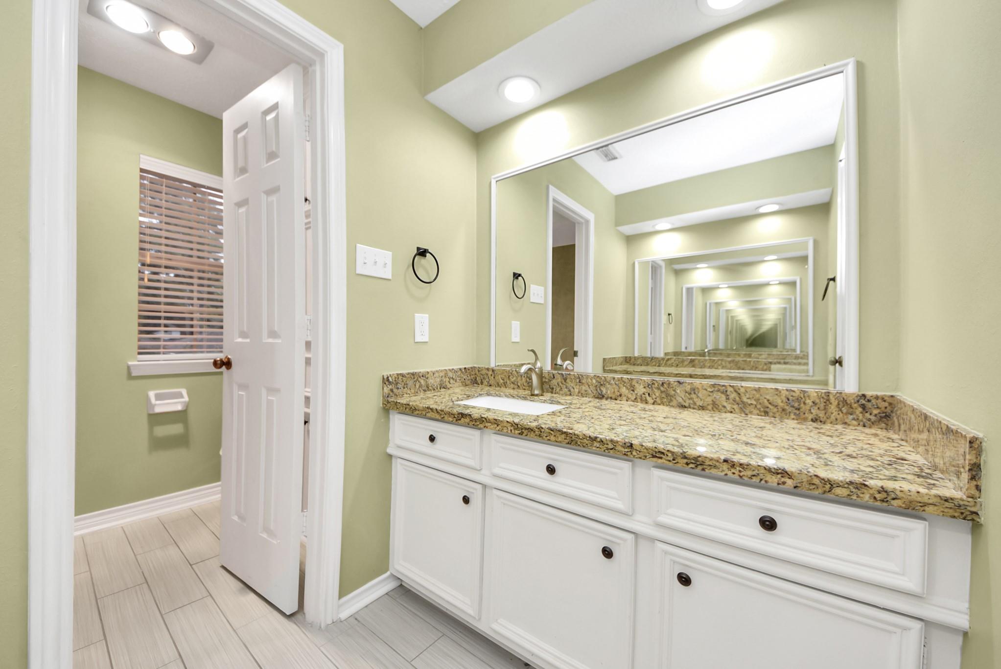 12463 Oak Park Drive