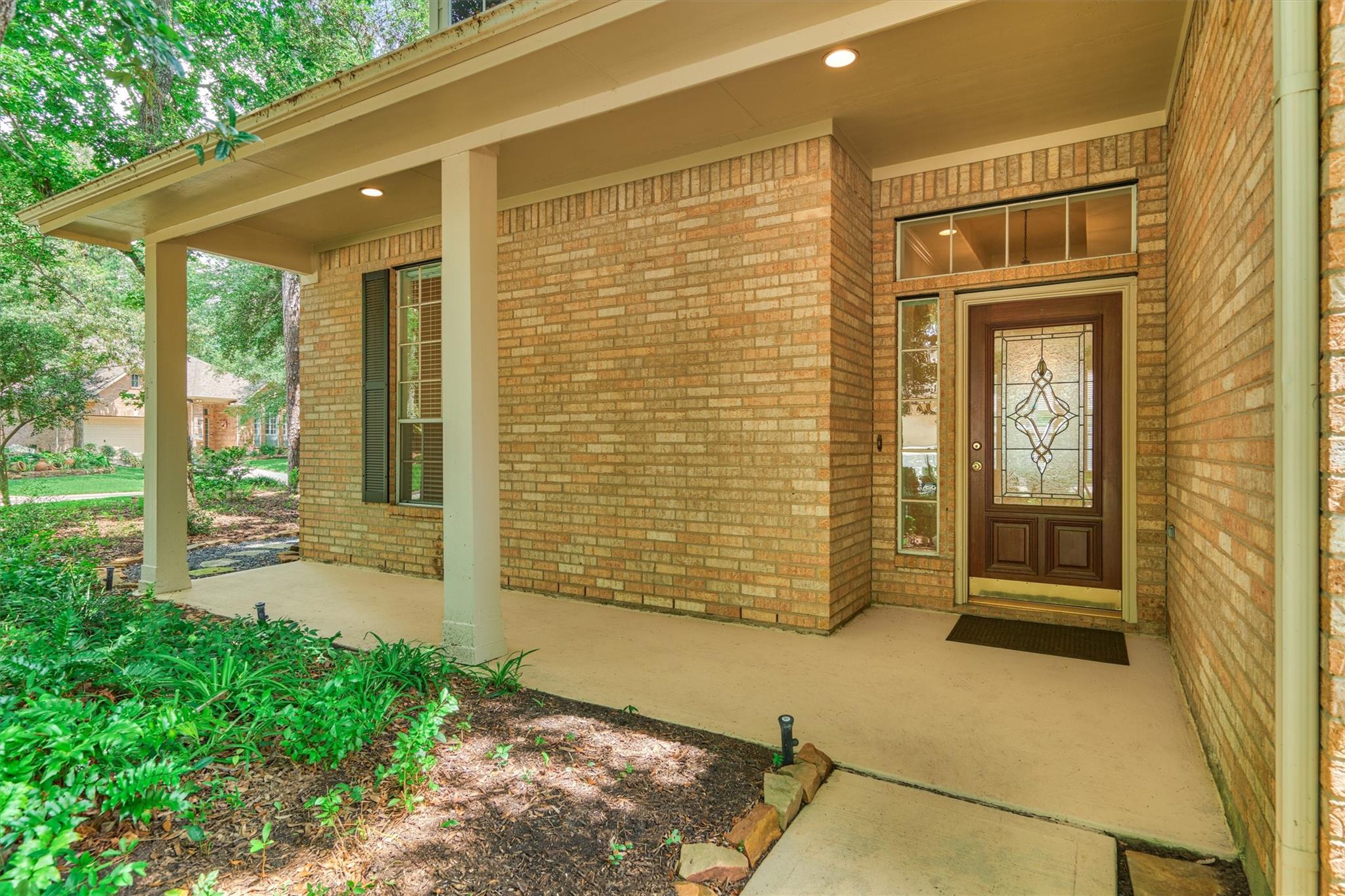 118 Robindale Circle