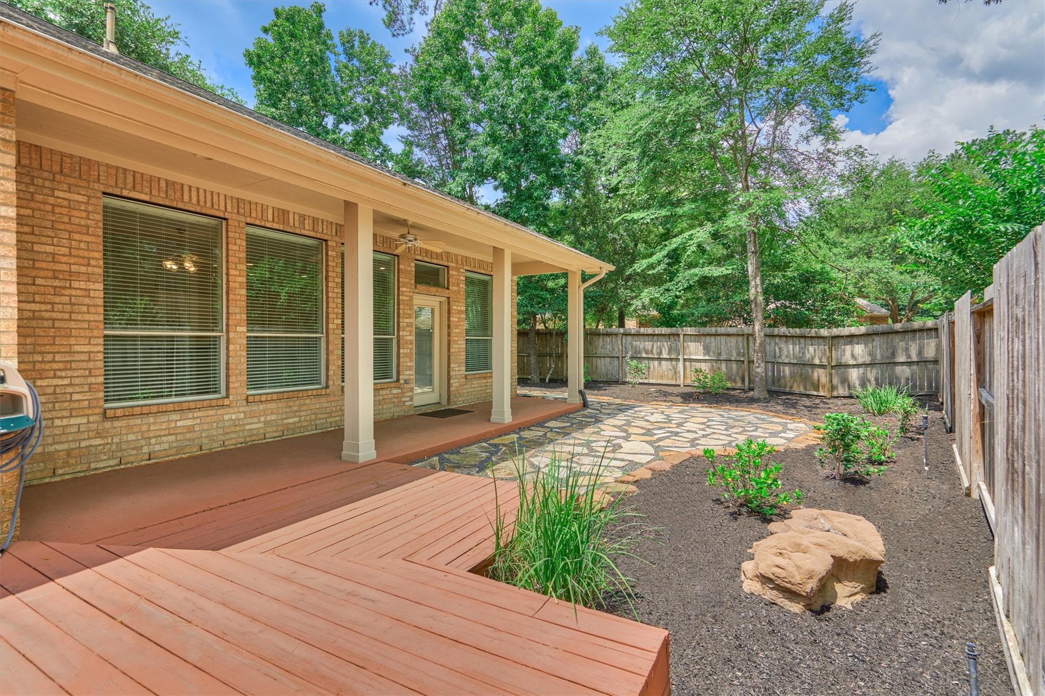 118 Robindale Circle