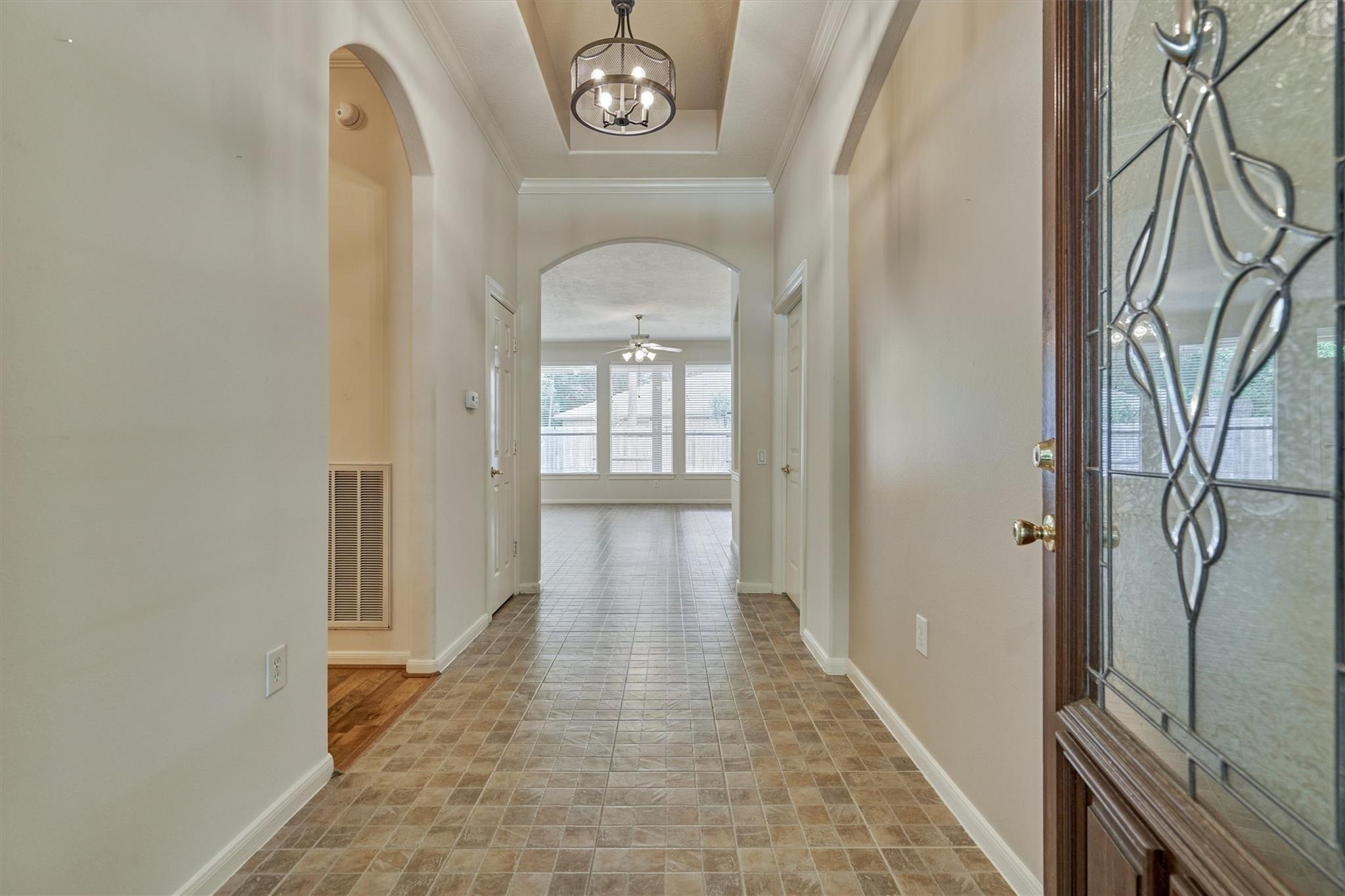 118 Robindale Circle