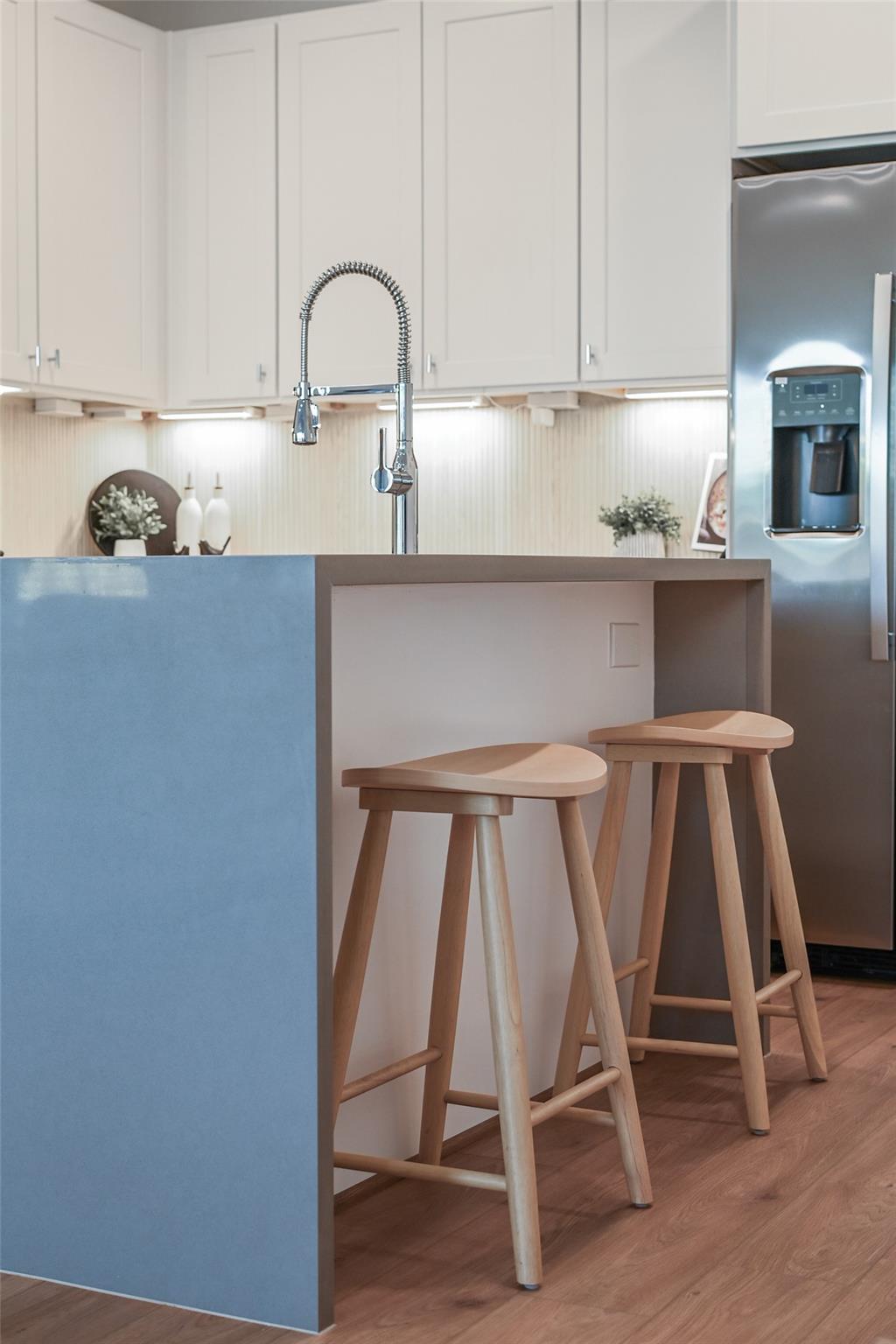 7607 Victory Reserve Street