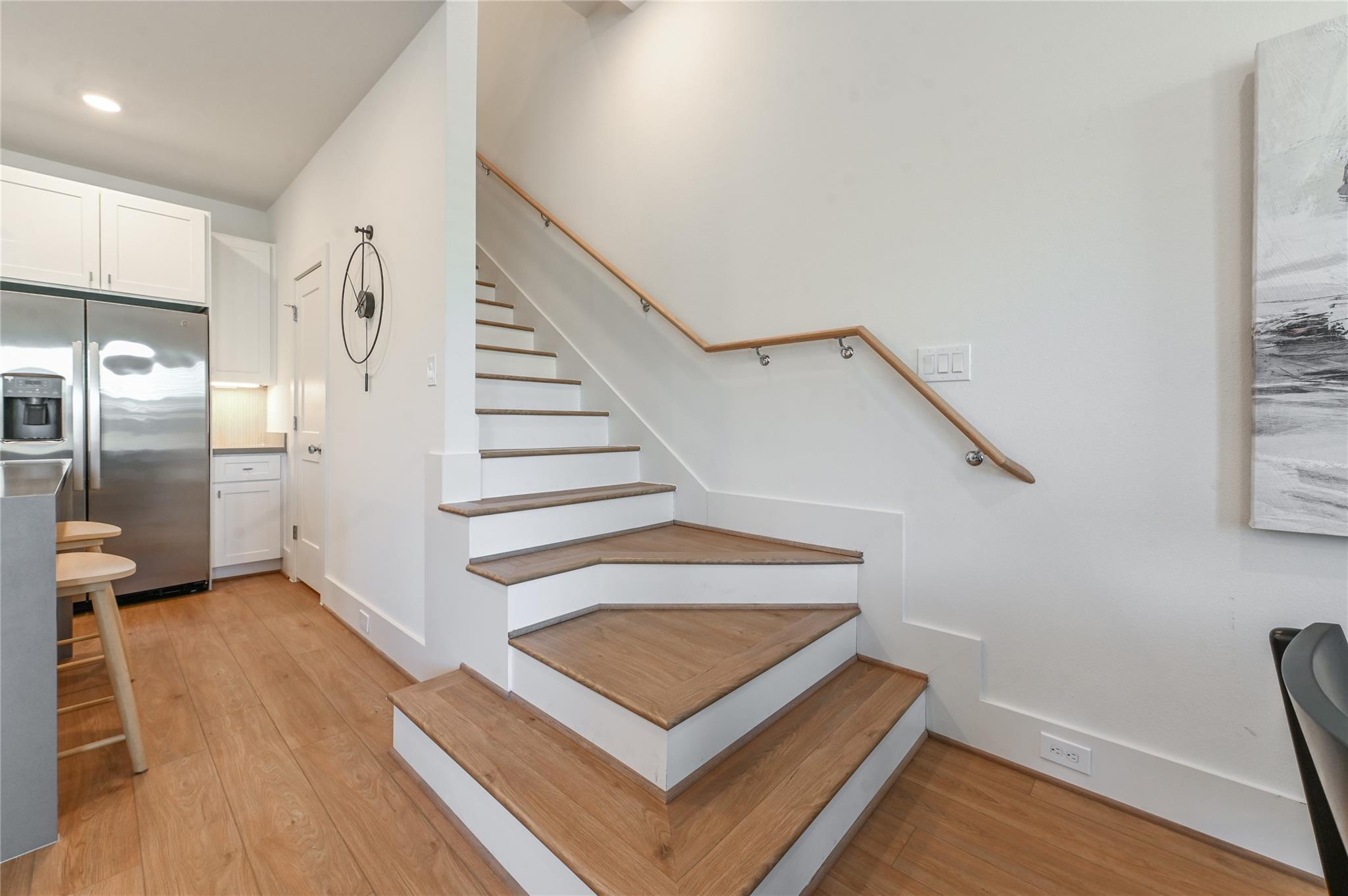 7607 Victory Reserve Street