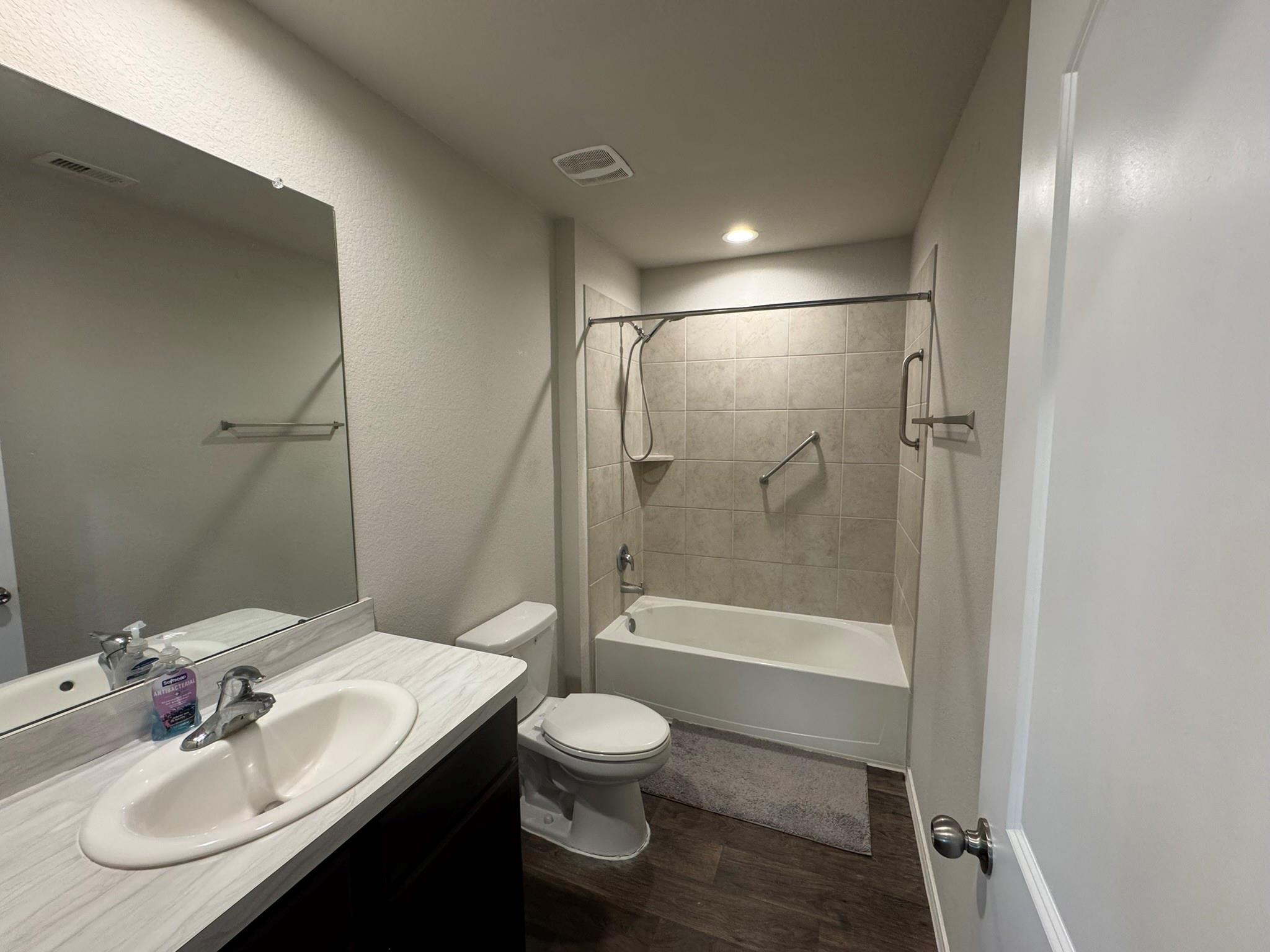 2407 Poplar Copse Court