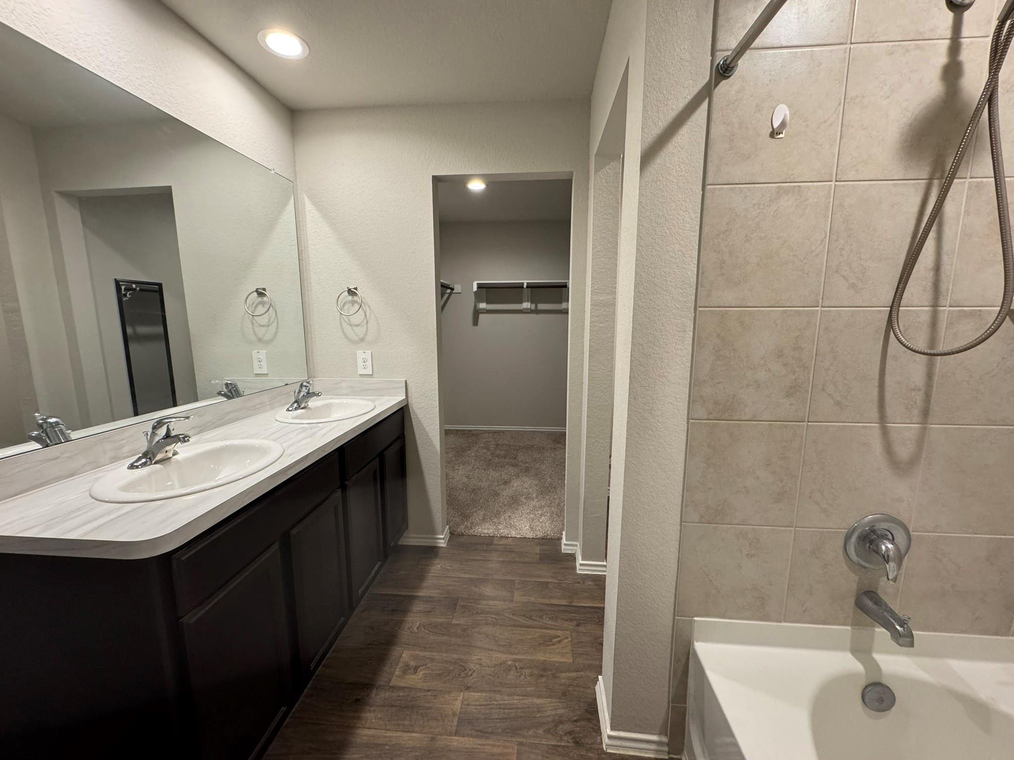 2407 Poplar Copse Court