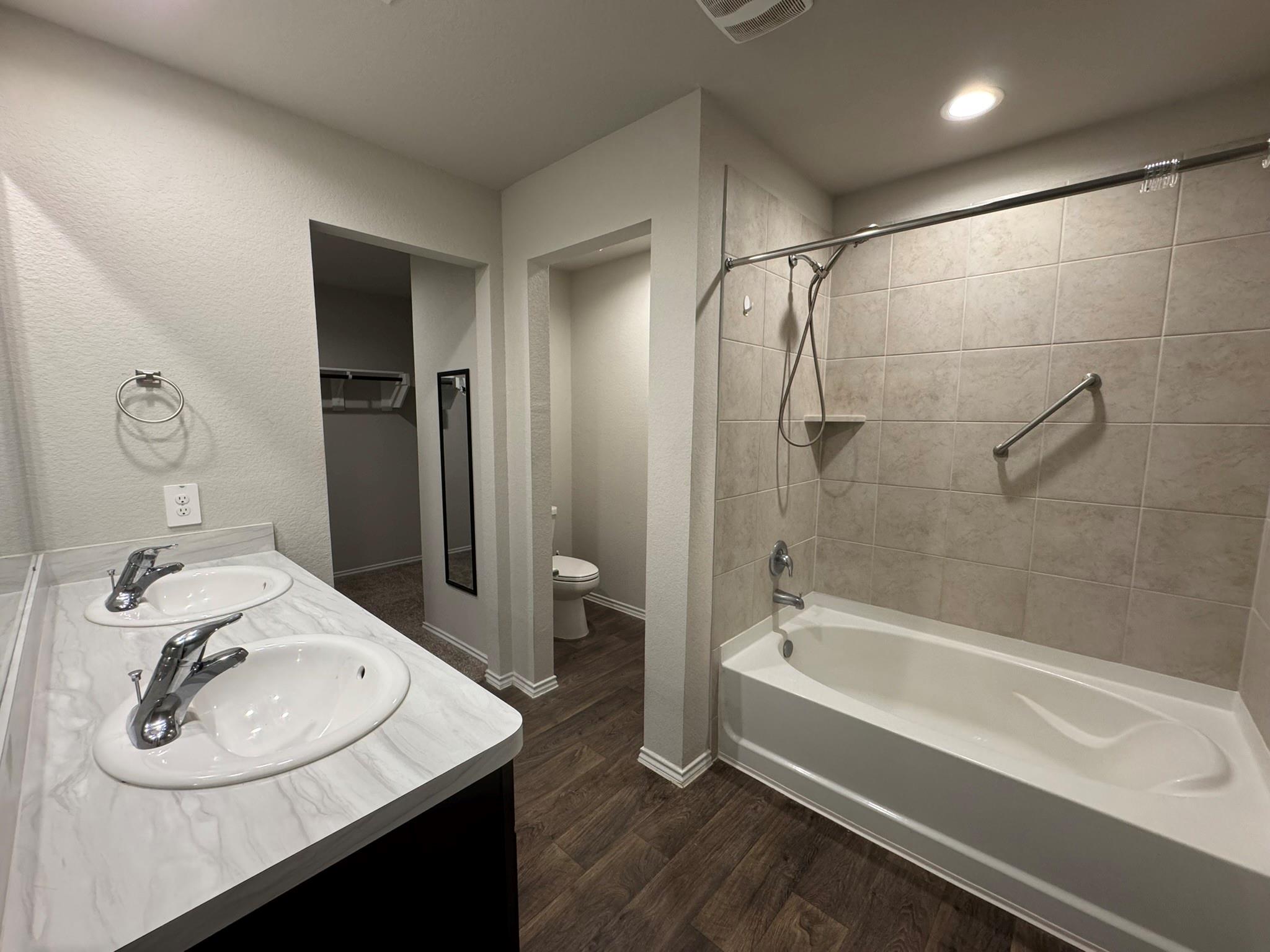 2407 Poplar Copse Court