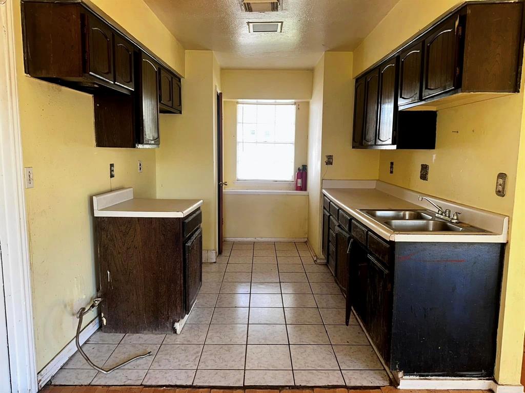 4011 High Point Lane