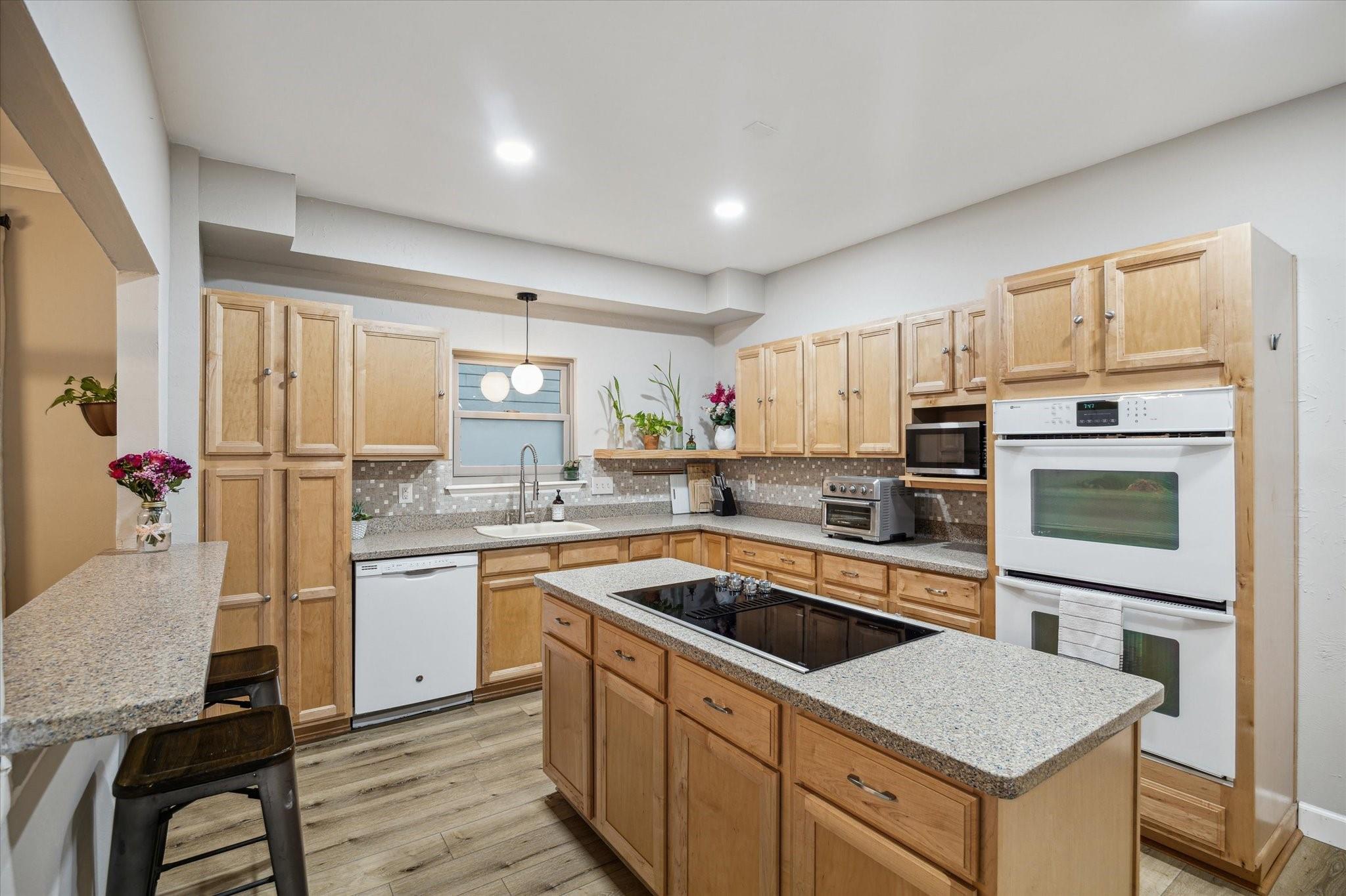 1608 Prairie Mark Lane